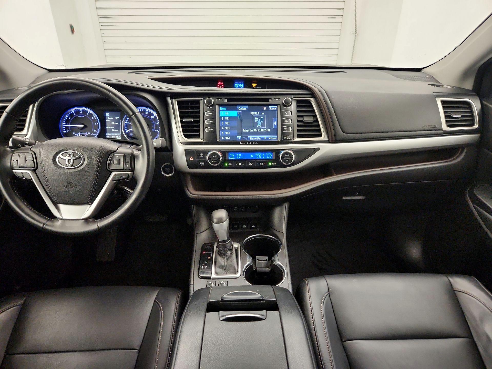 Thumbnail: 2018 Toyota Highlander - 9