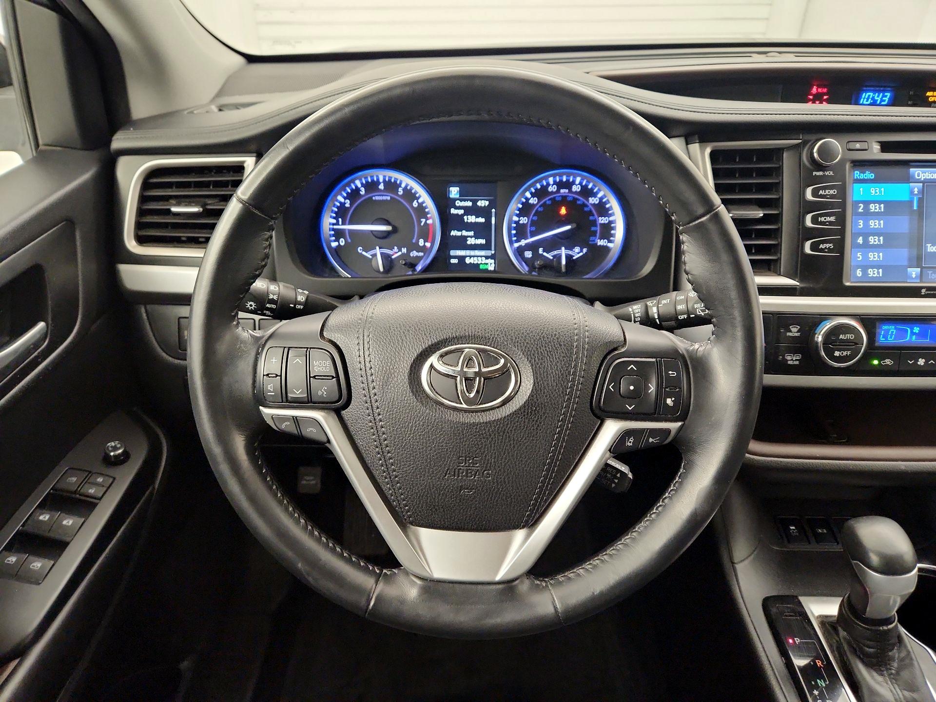 Thumbnail: 2018 Toyota Highlander - 10