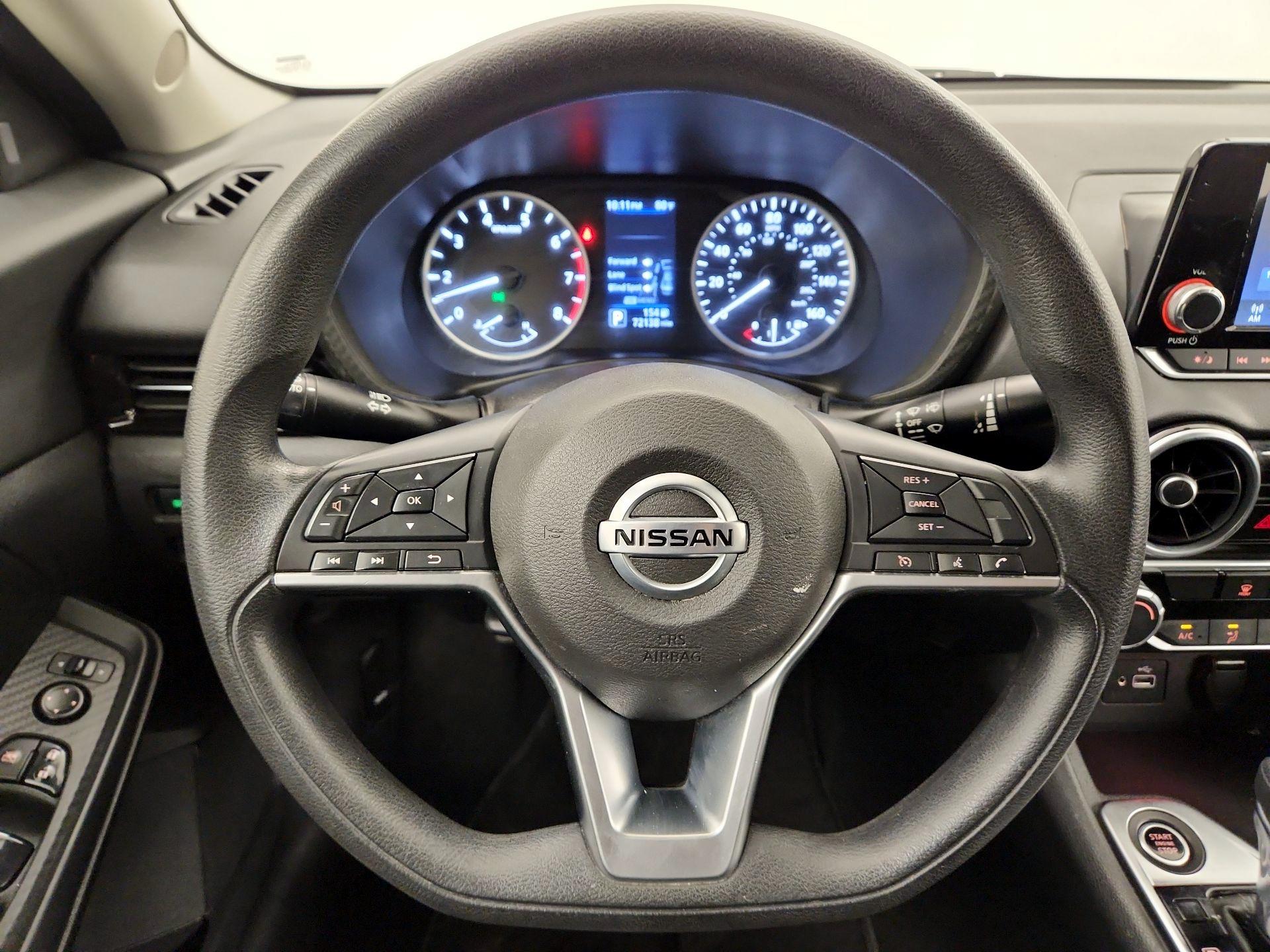 Thumbnail: 2020 Nissan Sentra - 10