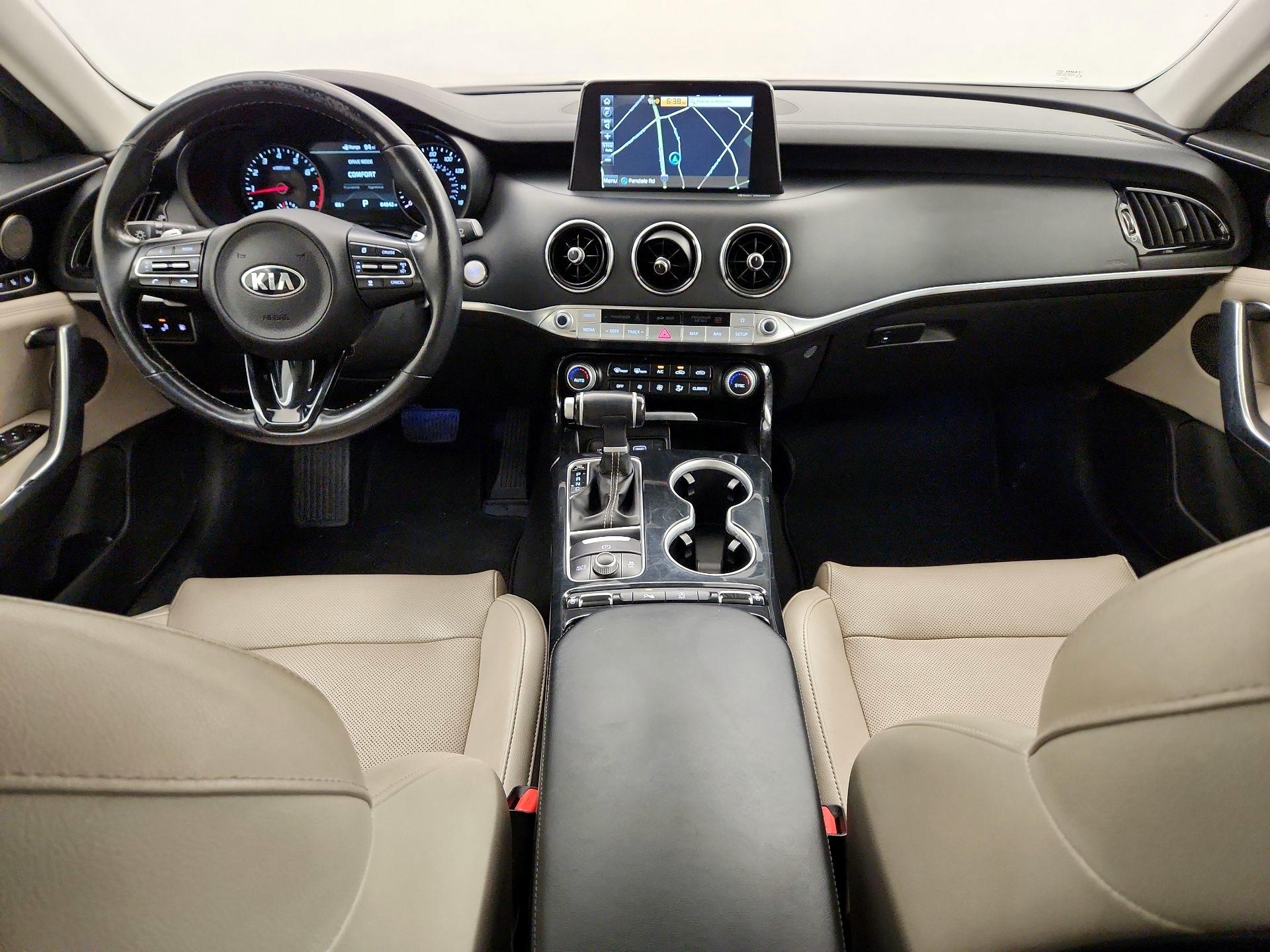 Thumbnail: 2019 Kia Stinger - 9