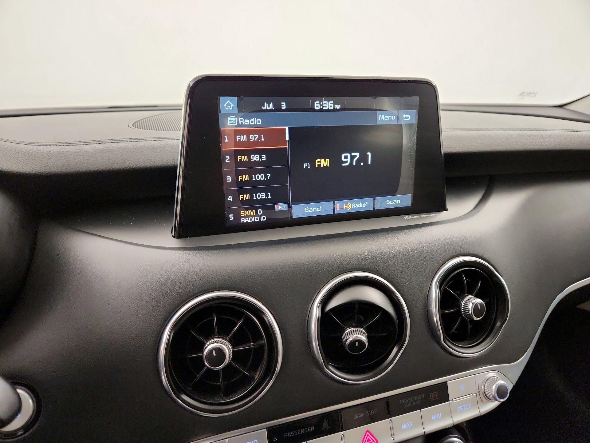 Thumbnail: 2019 Kia Stinger - 16