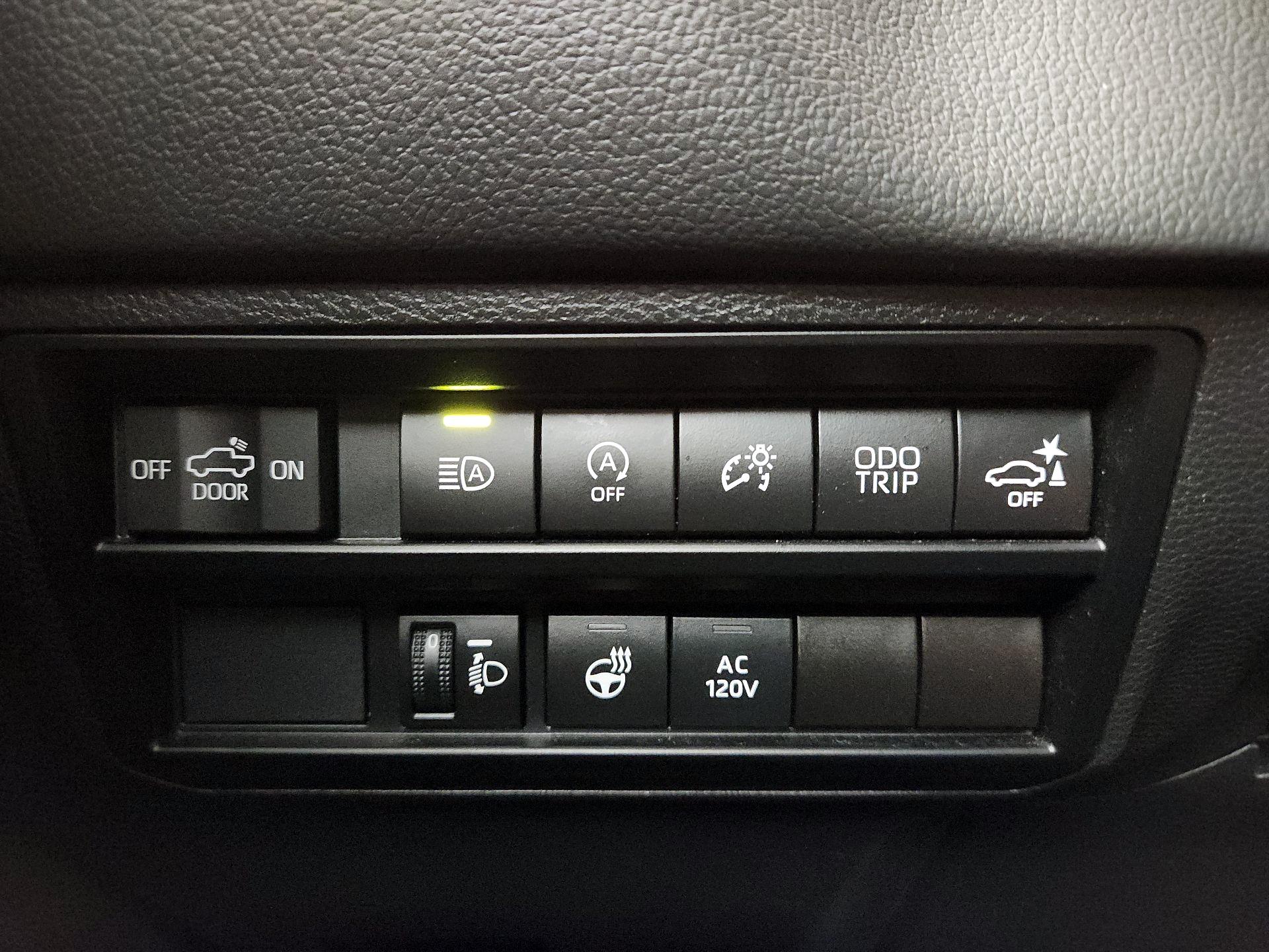 Thumbnail: 2023 Toyota Tundra - 13