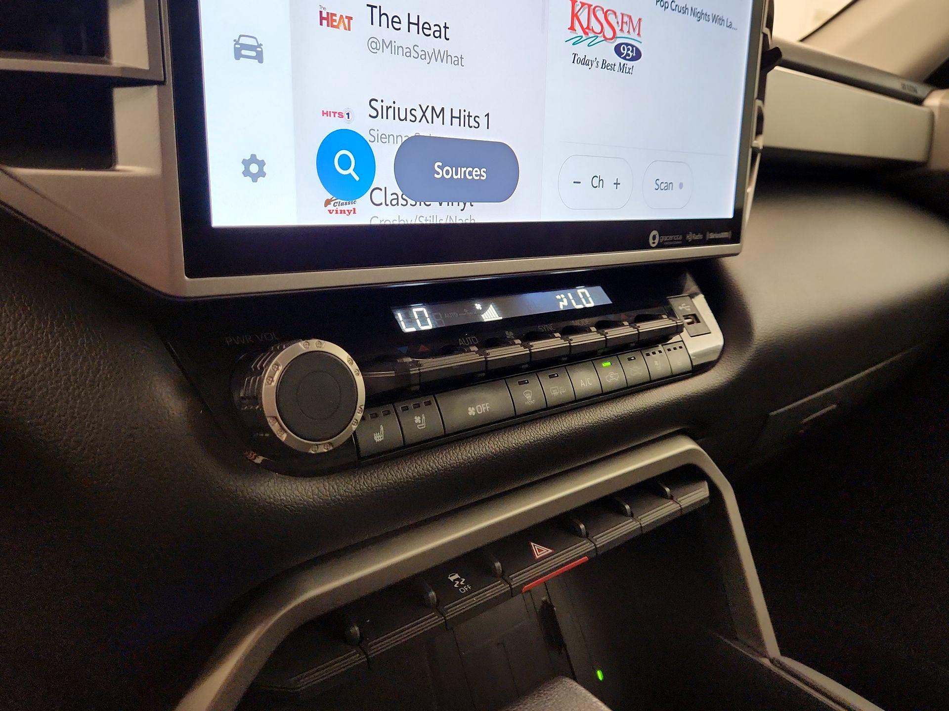 Thumbnail: 2023 Toyota Tundra - 16