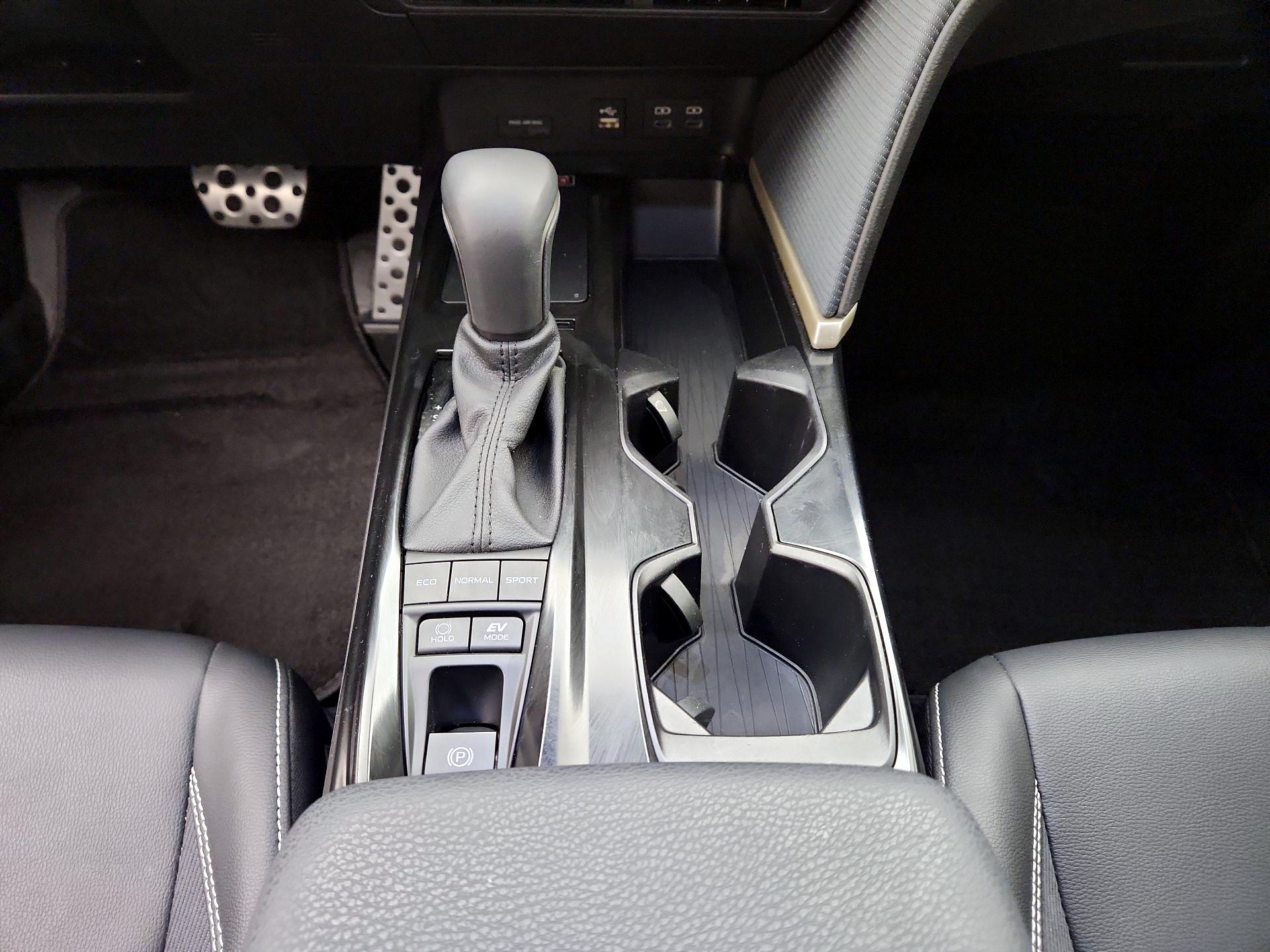 Thumbnail: 2025 Toyota Camry - 17