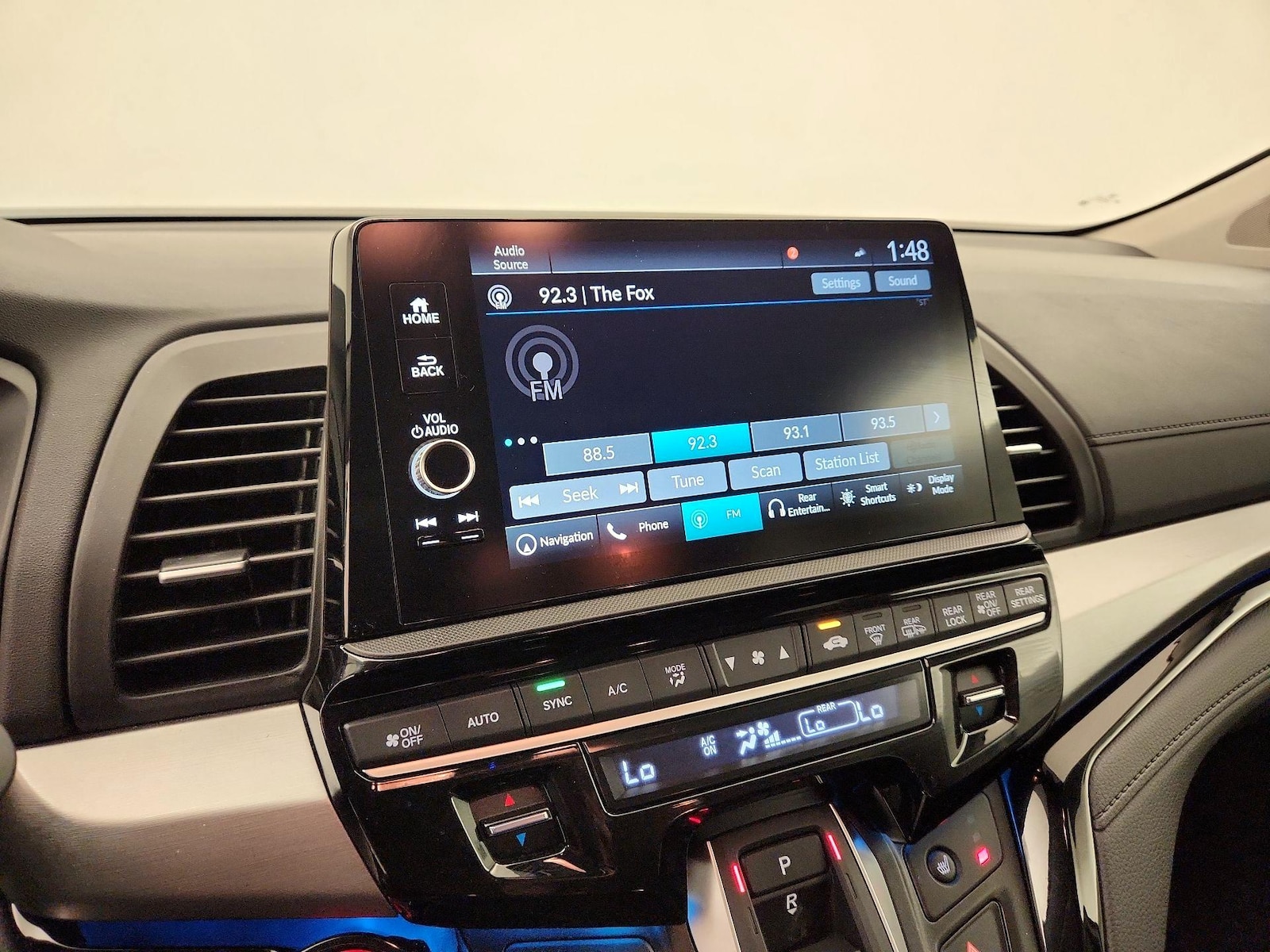 2025 Honda Odyssey Touring - Photo 17