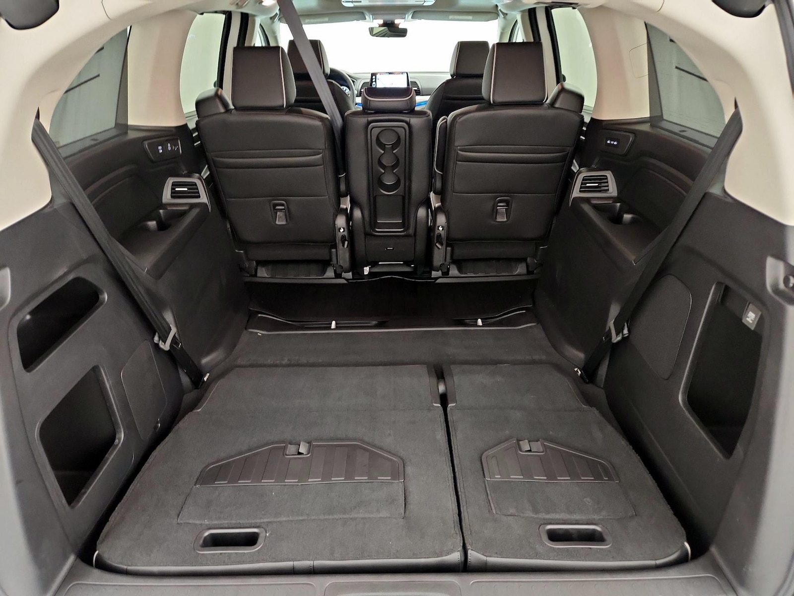 2025 Honda Odyssey Touring - Photo 25