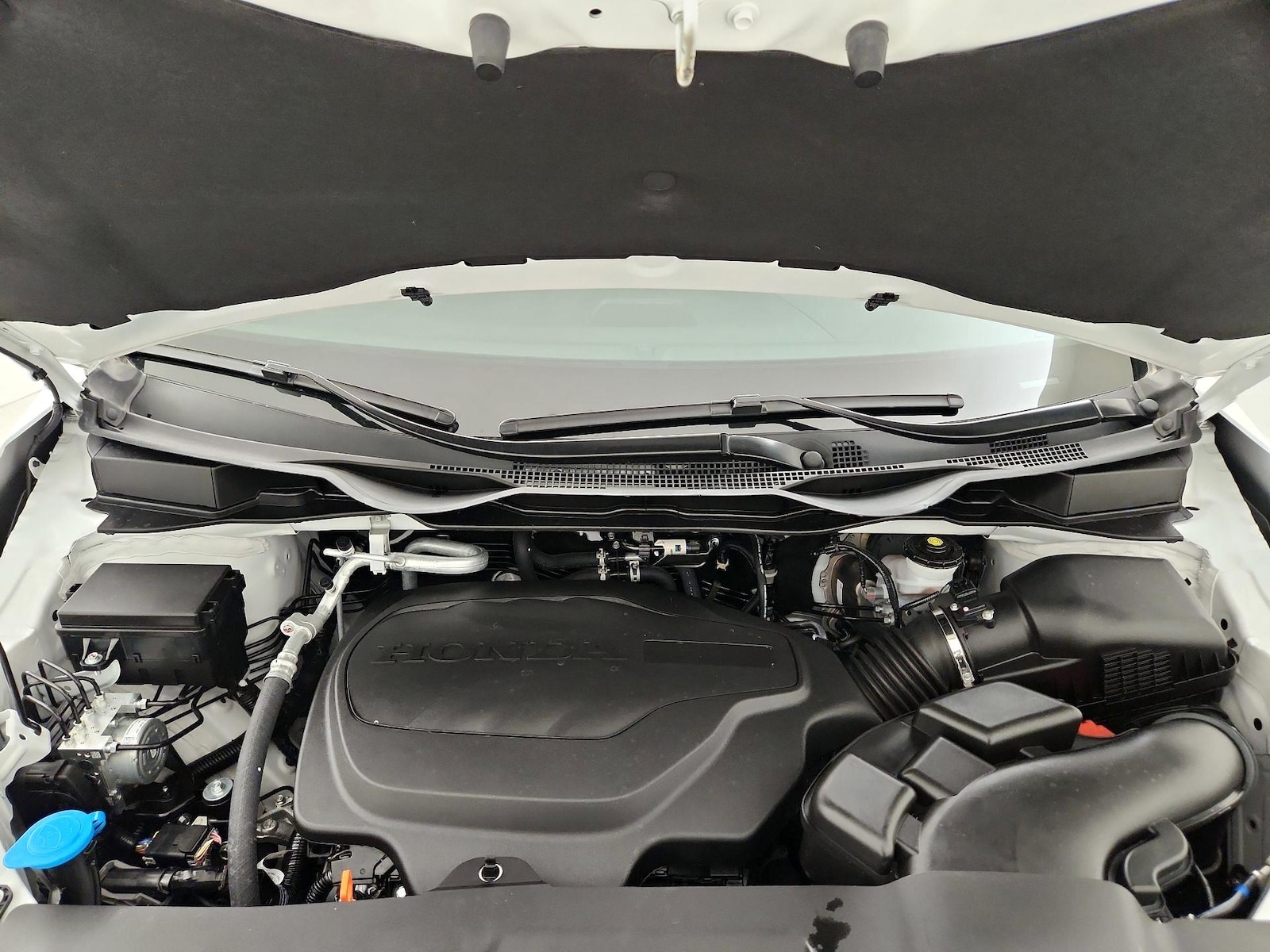 2025 Honda Odyssey Touring - Photo 26