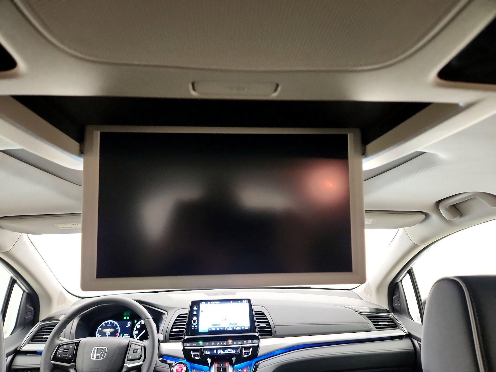 2025 Honda Odyssey Touring - Photo 27