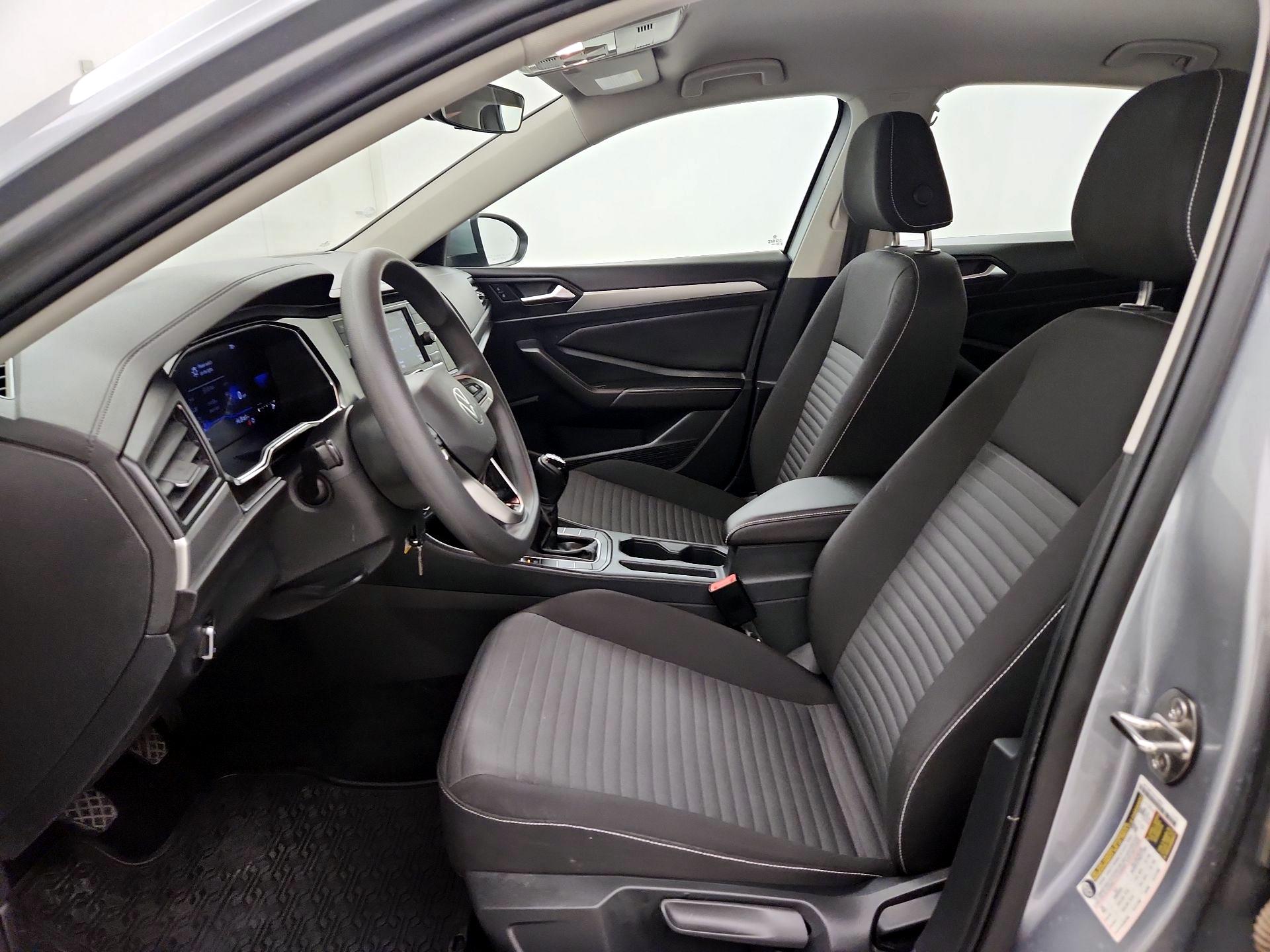 Thumbnail: 2023 Volkswagen Jetta - 11