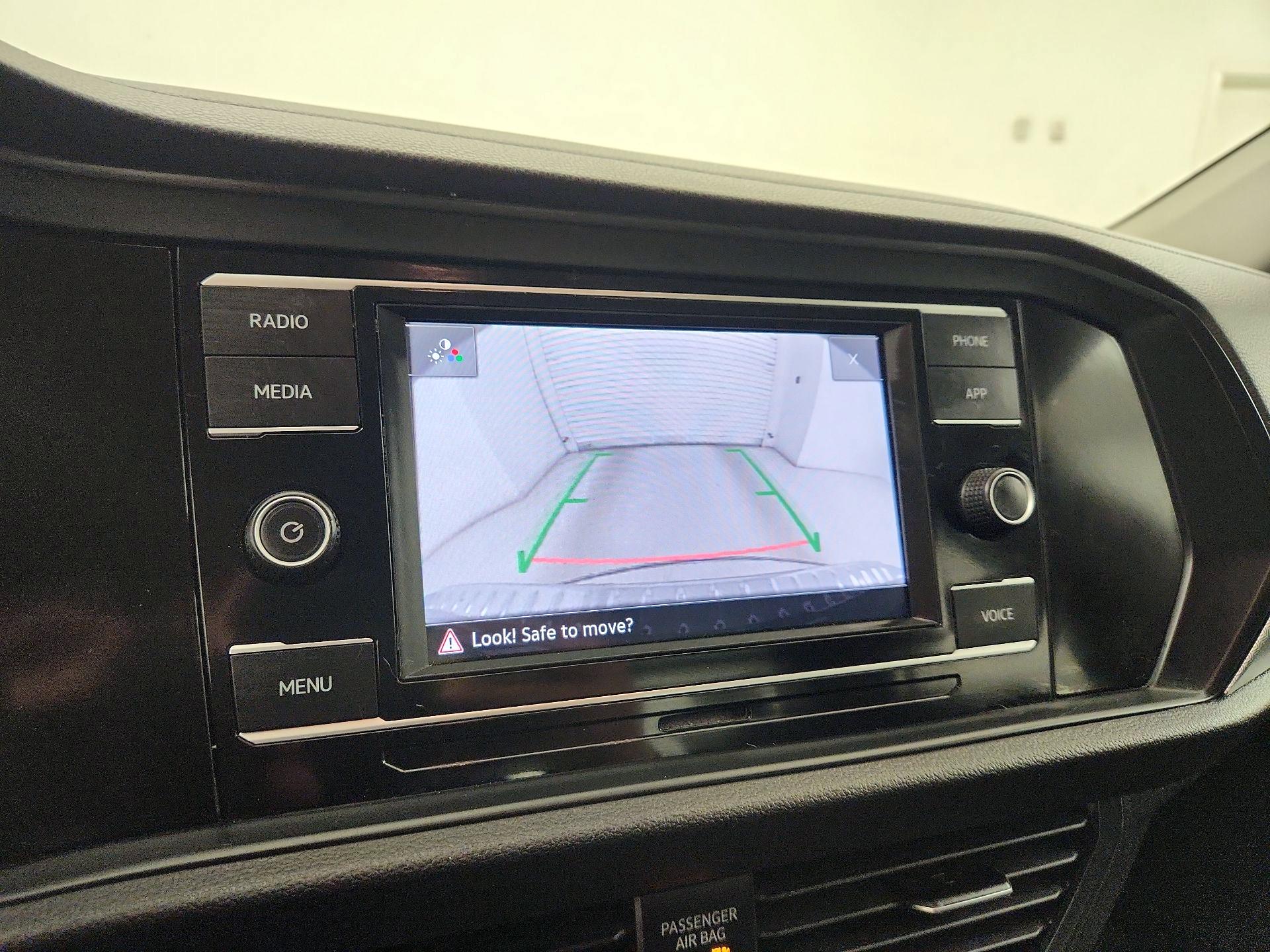 Thumbnail: 2023 Volkswagen Jetta - 14