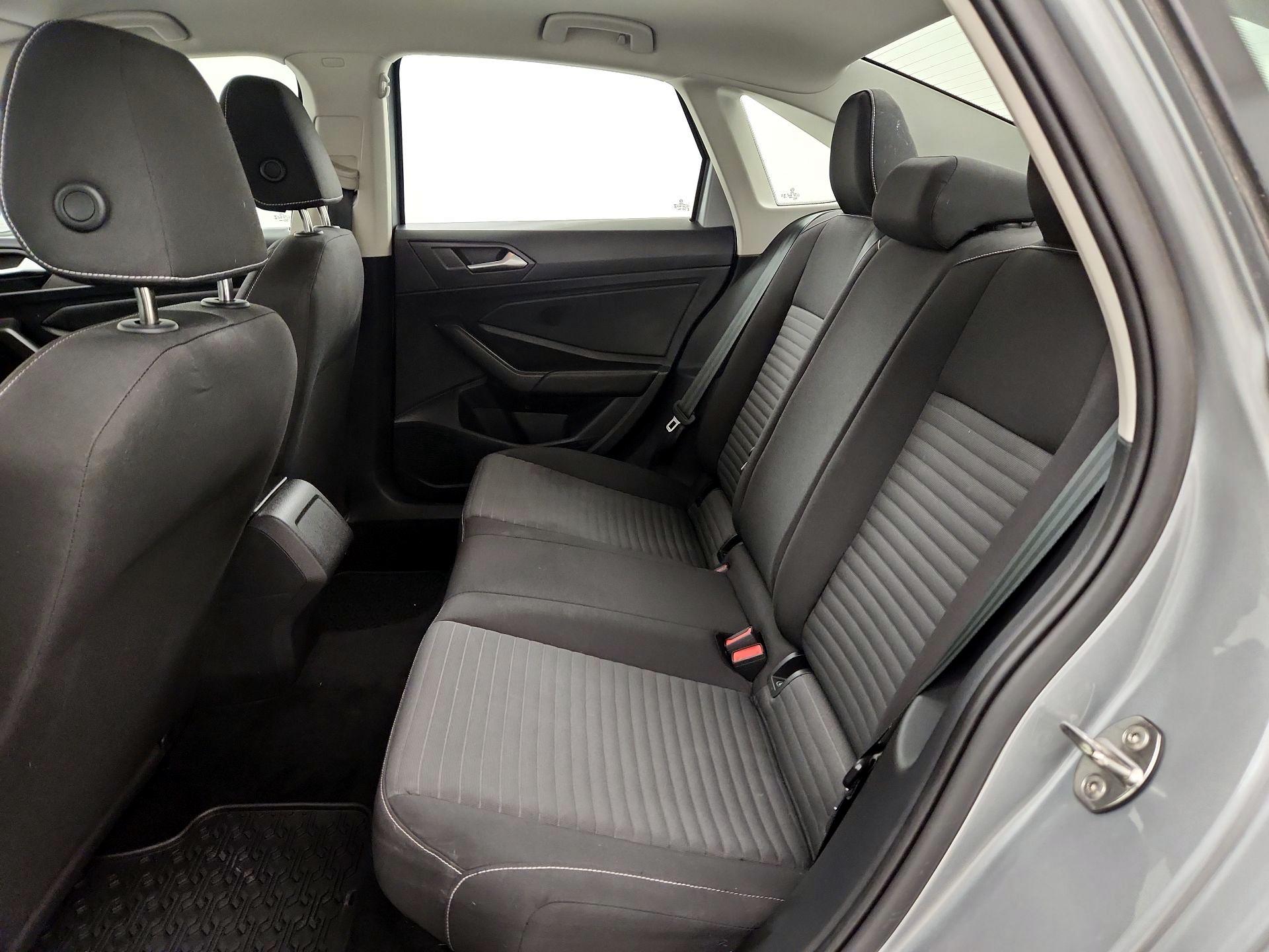 Thumbnail: 2023 Volkswagen Jetta - 19