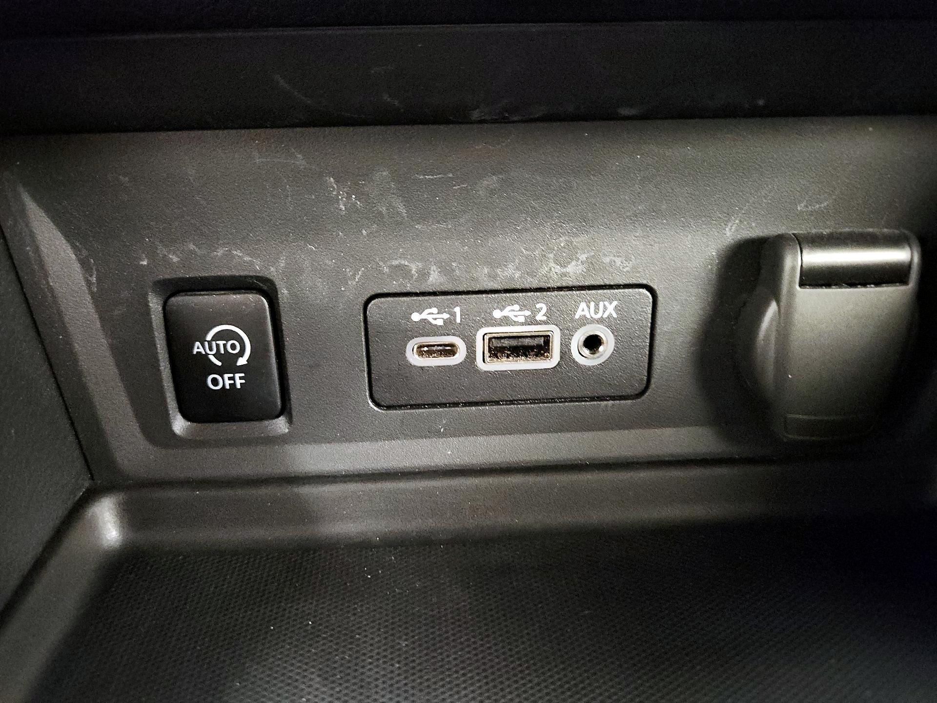 Thumbnail: 2024 Nissan Sentra - 18