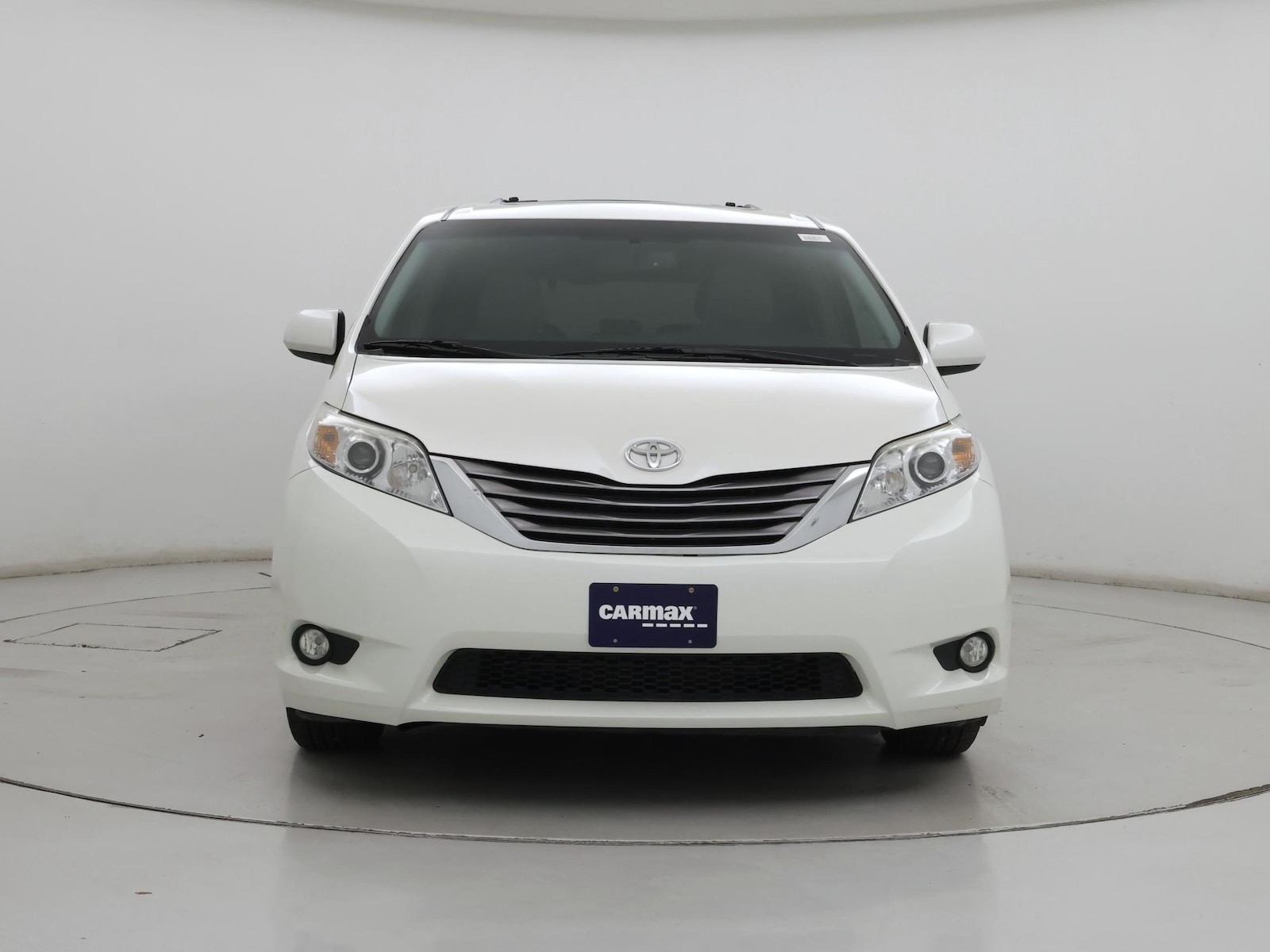 2017 Toyota Sienna XLE - Photo 6