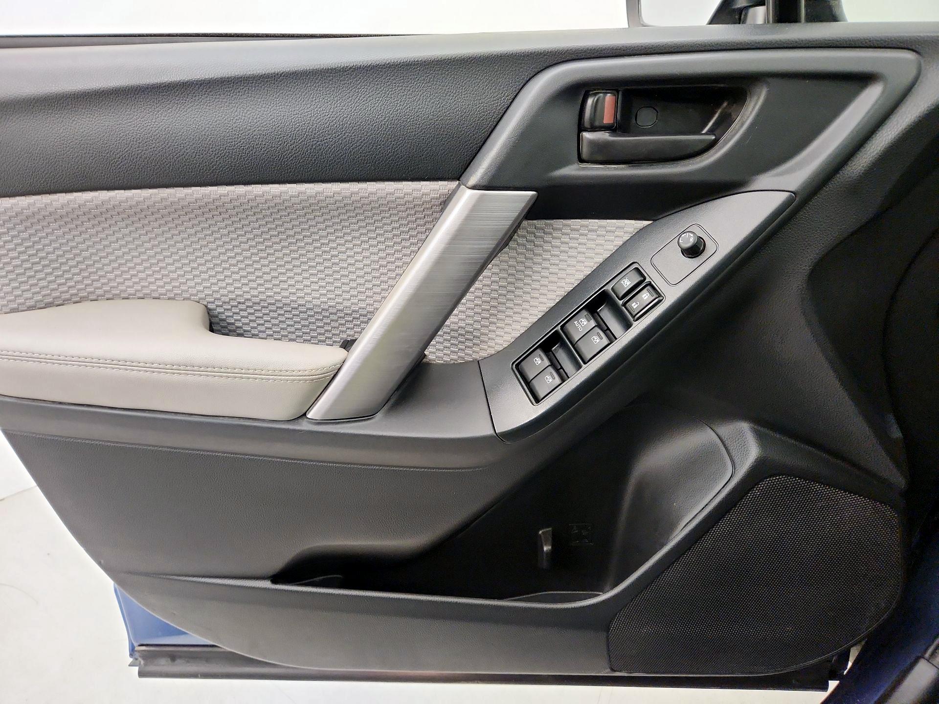 Thumbnail: 2018 Subaru Forester - 12