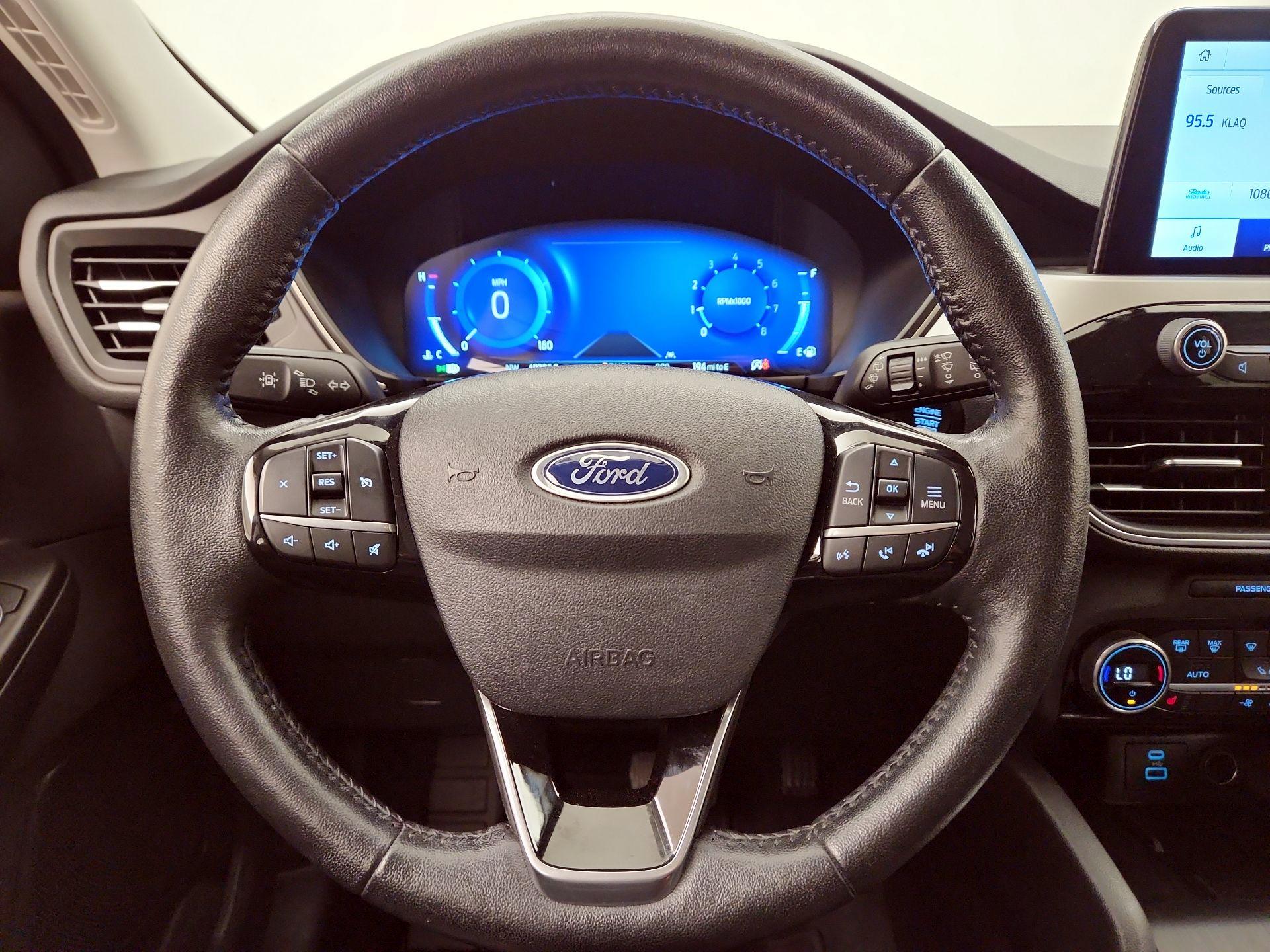 Thumbnail: 2021 Ford Escape - 10