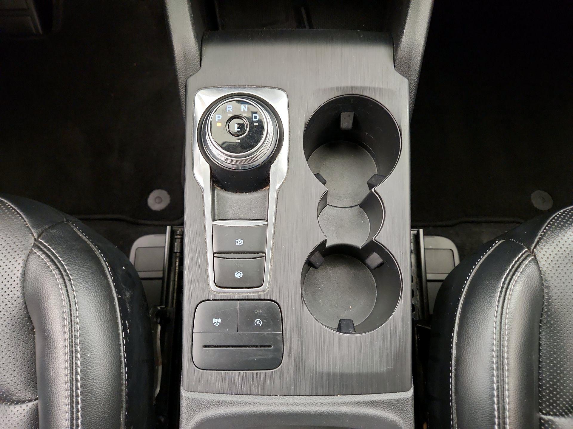 Thumbnail: 2021 Ford Escape - 17