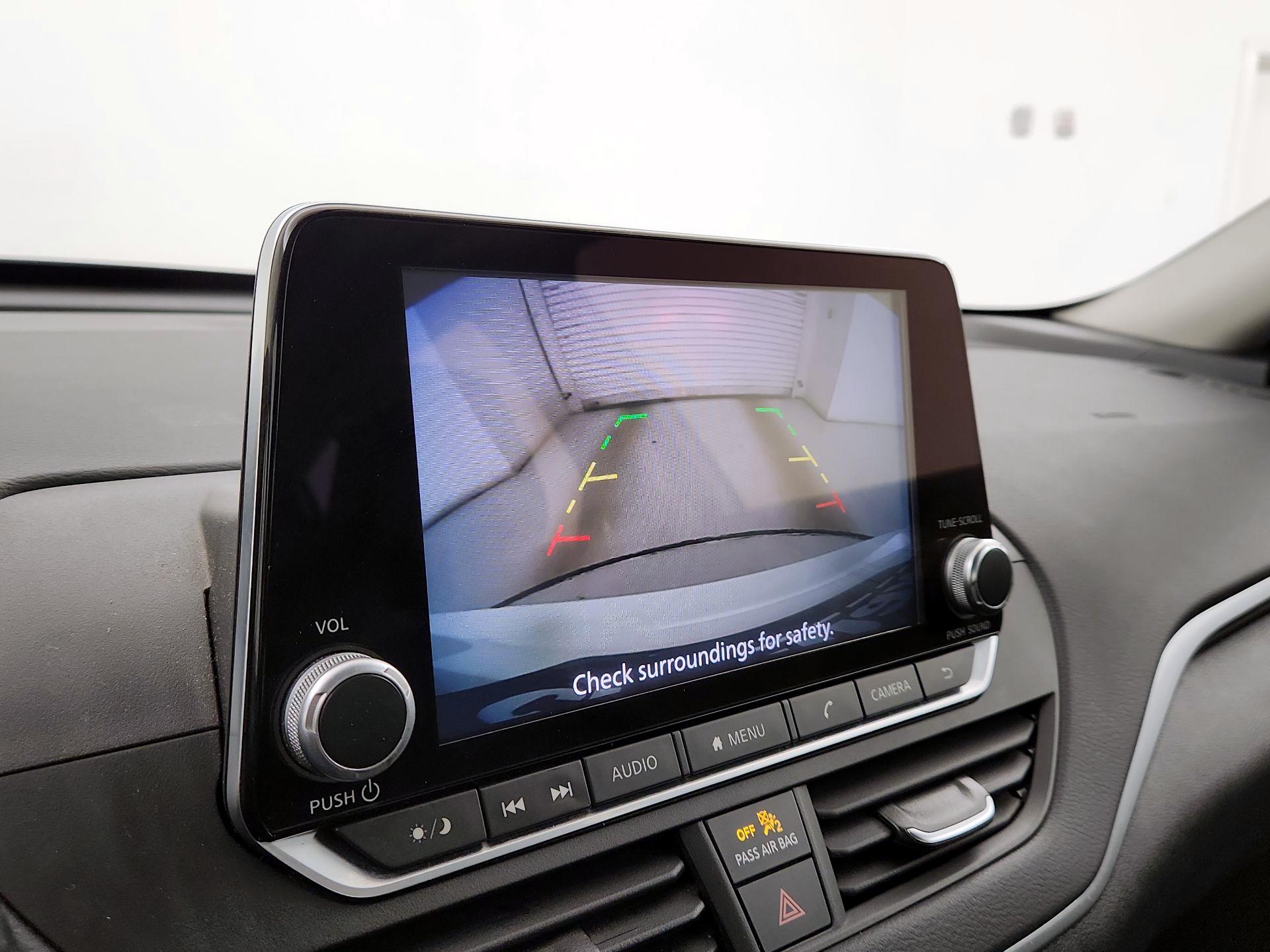 Thumbnail: 2020 Nissan Altima - 14