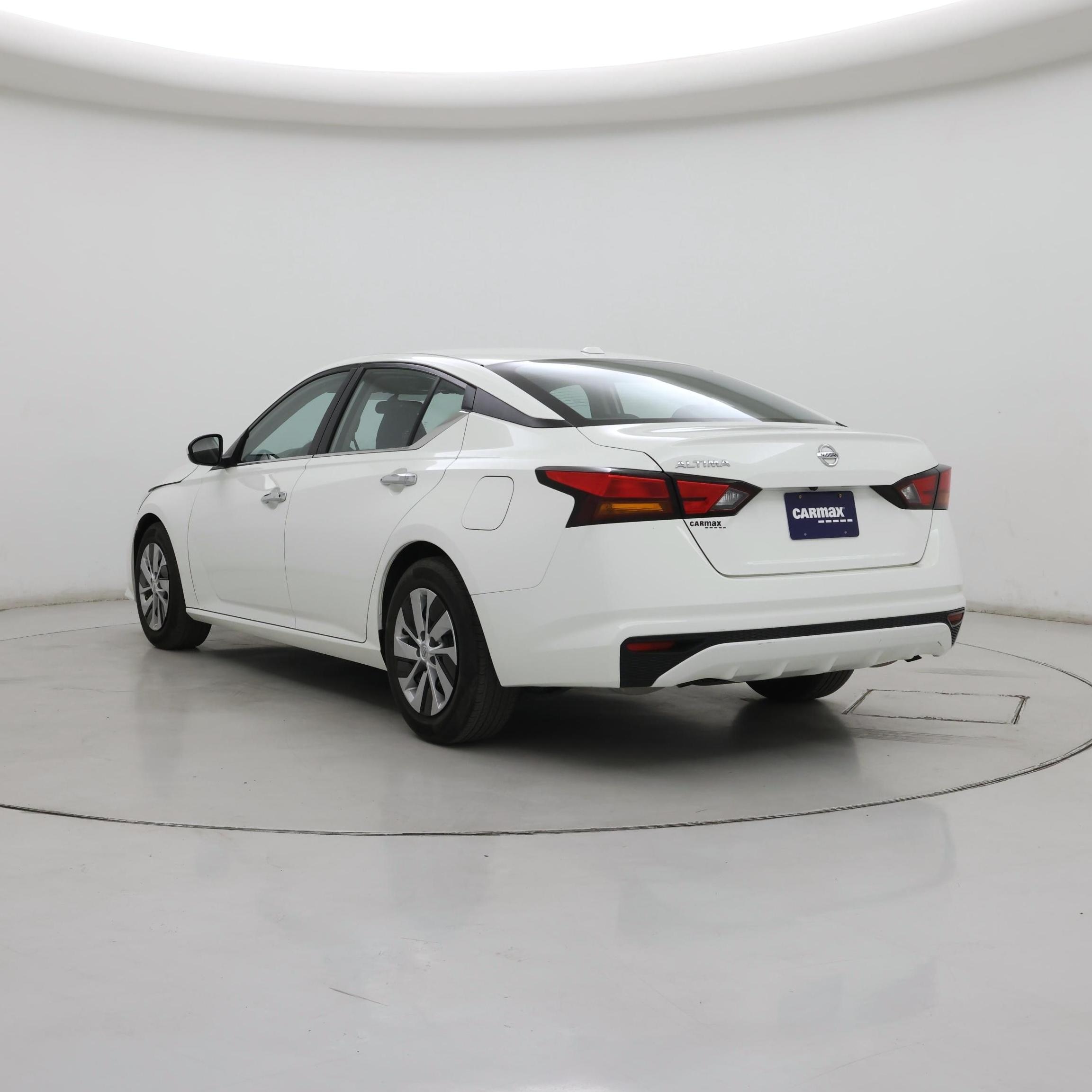 Thumbnail: 2020 Nissan Altima - 2