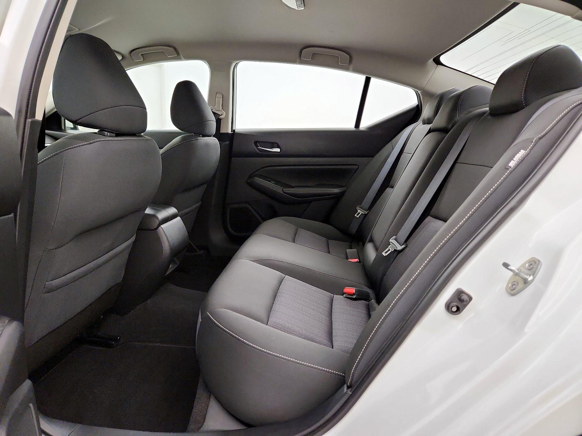 Thumbnail: 2020 Nissan Altima - 19