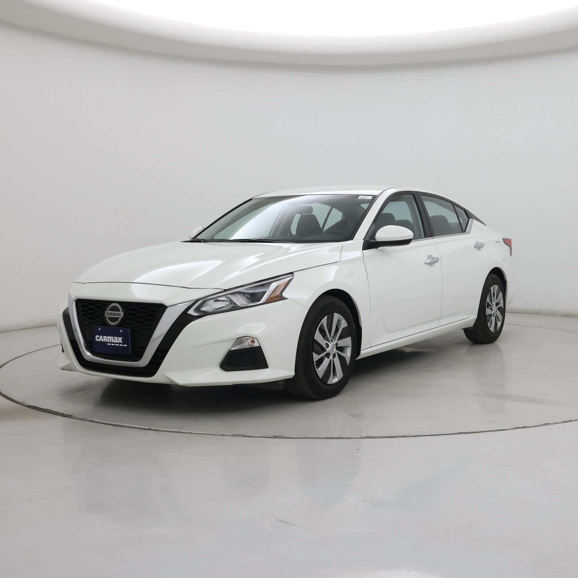Thumbnail: 2020 Nissan Altima - 4