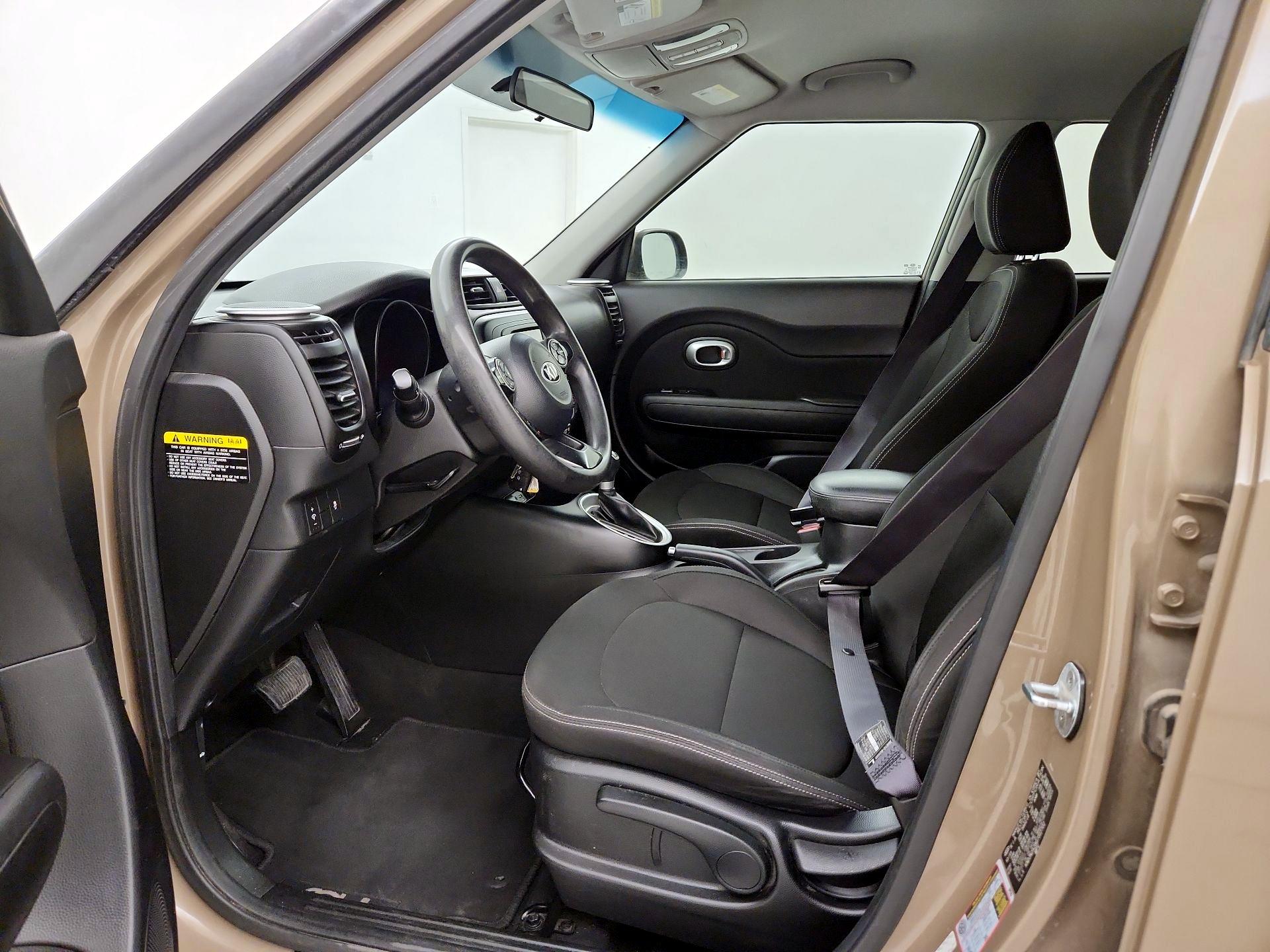 Thumbnail: 2016 Kia Soul - 11