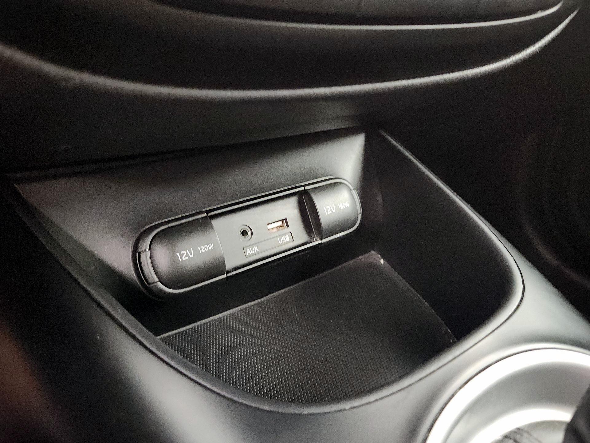 Thumbnail: 2016 Kia Soul - 18