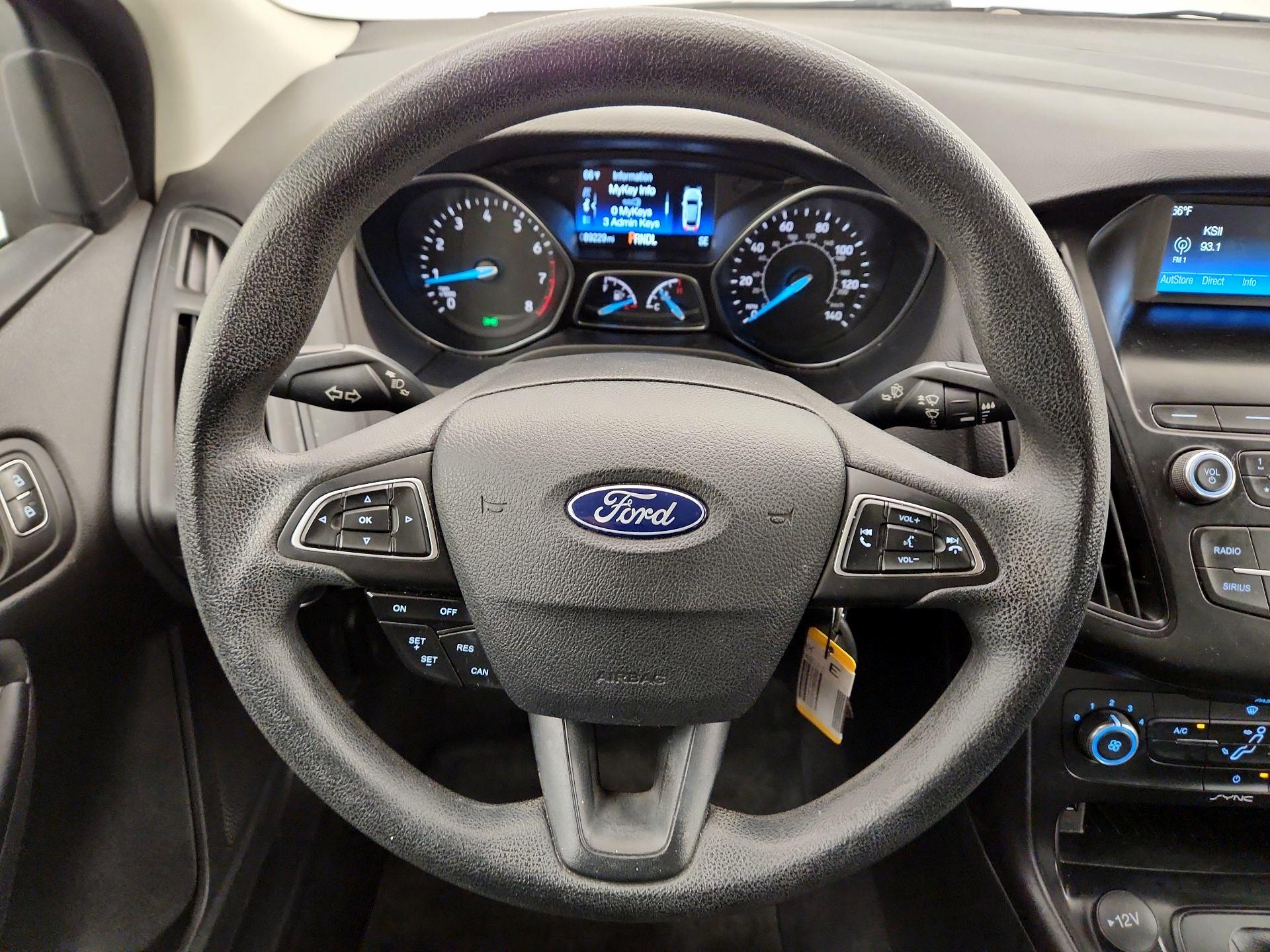 Thumbnail: 2018 Ford Focus - 10