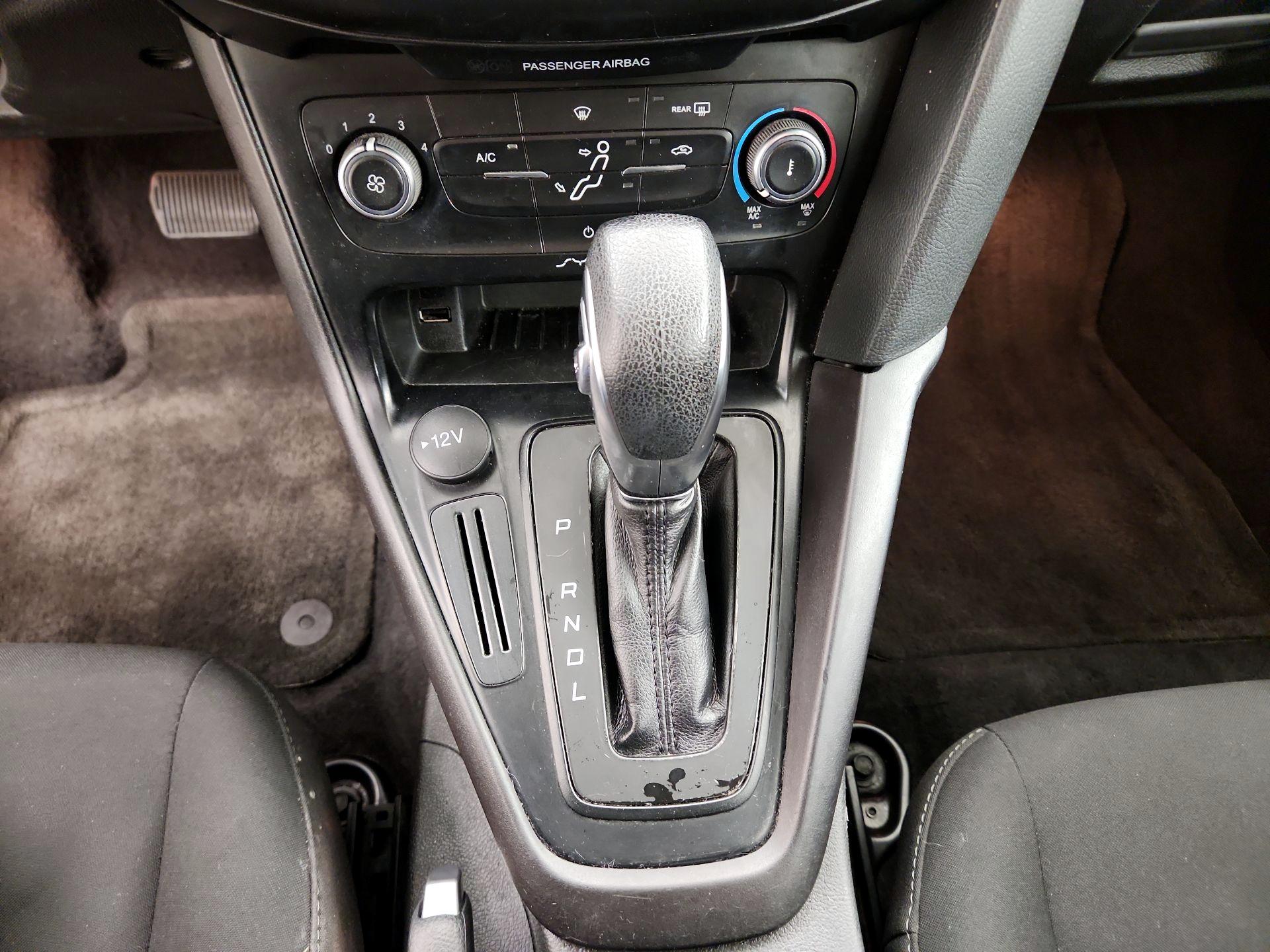 Thumbnail: 2018 Ford Focus - 17