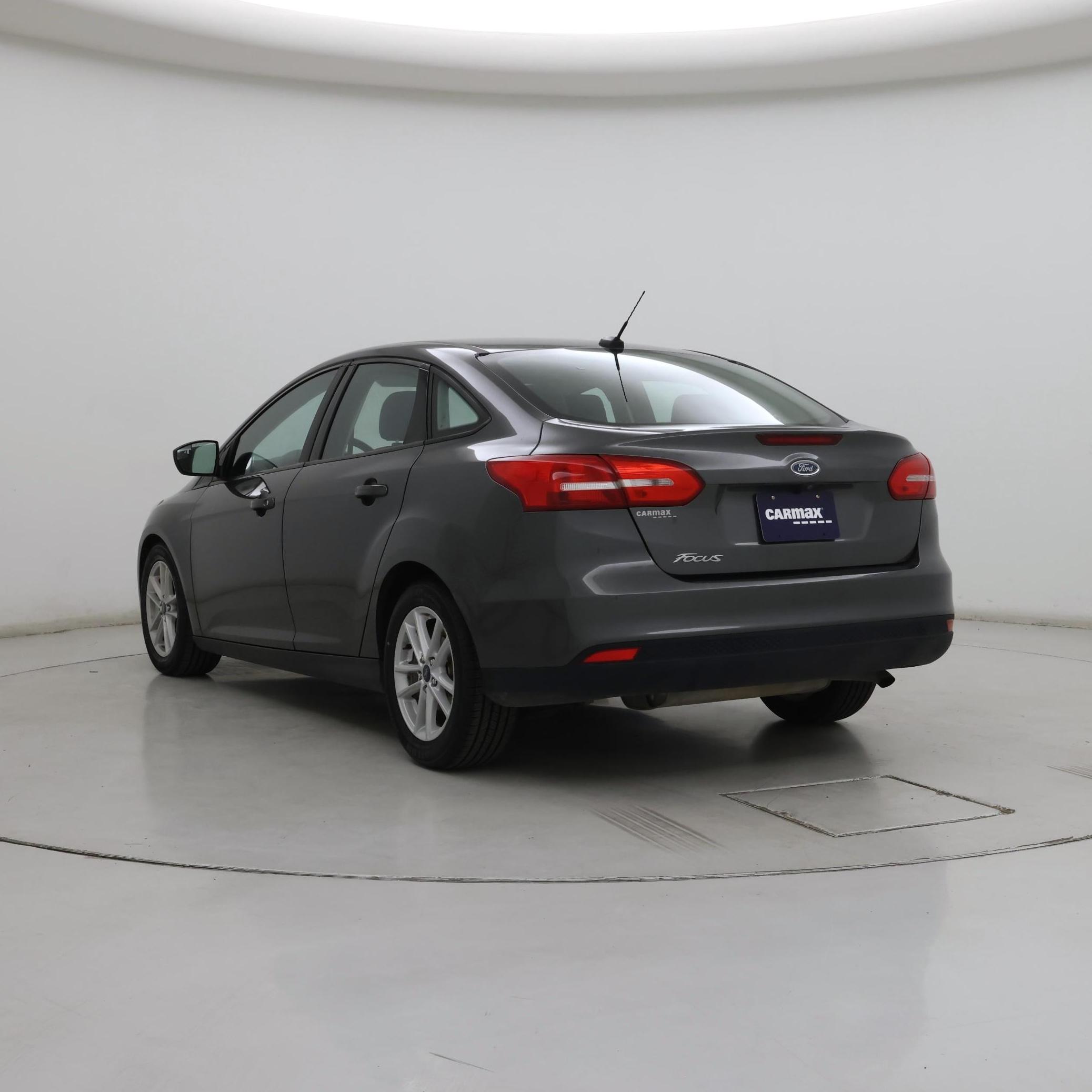 Thumbnail: 2018 Ford Focus - 2