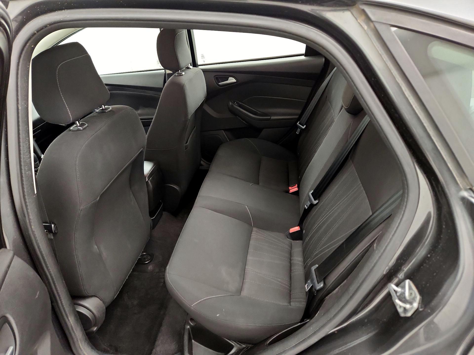 Thumbnail: 2018 Ford Focus - 19