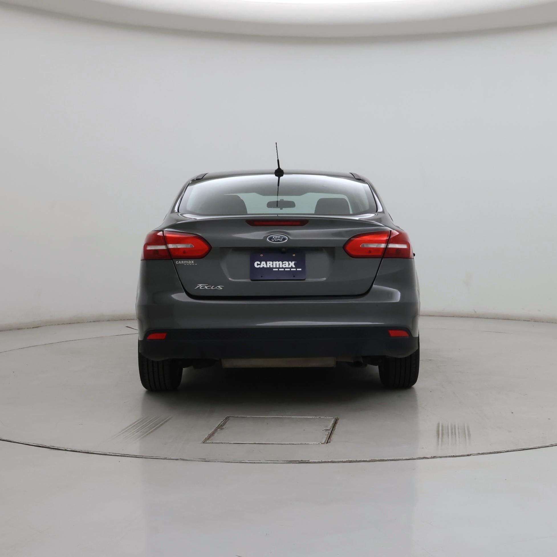 Thumbnail: 2018 Ford Focus - 6