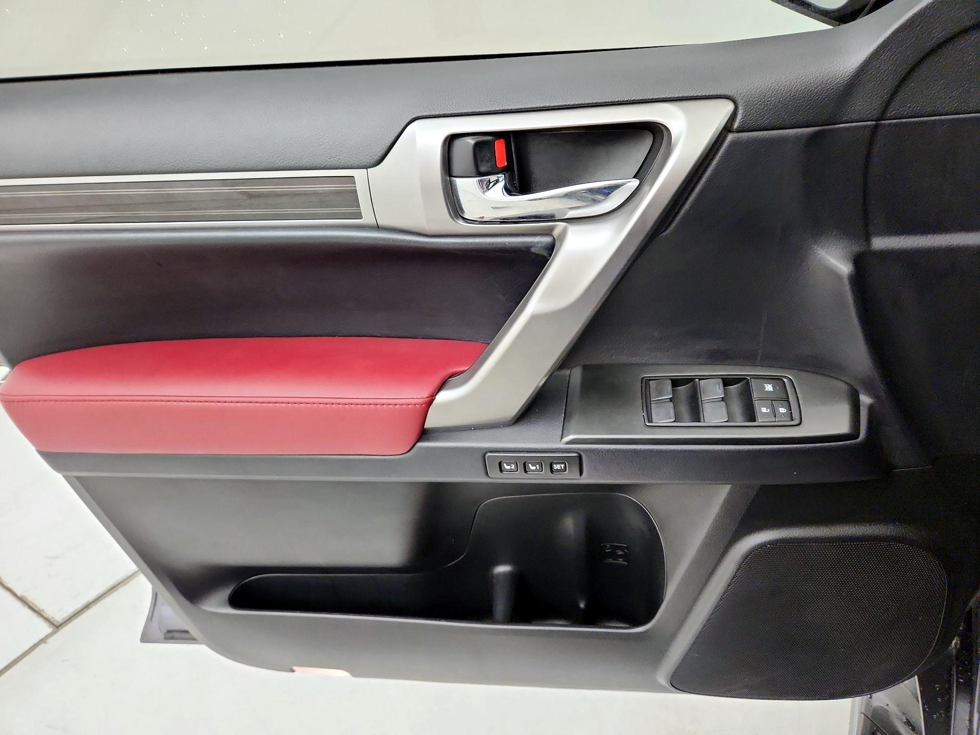 Thumbnail: 2023 Lexus GX - 12