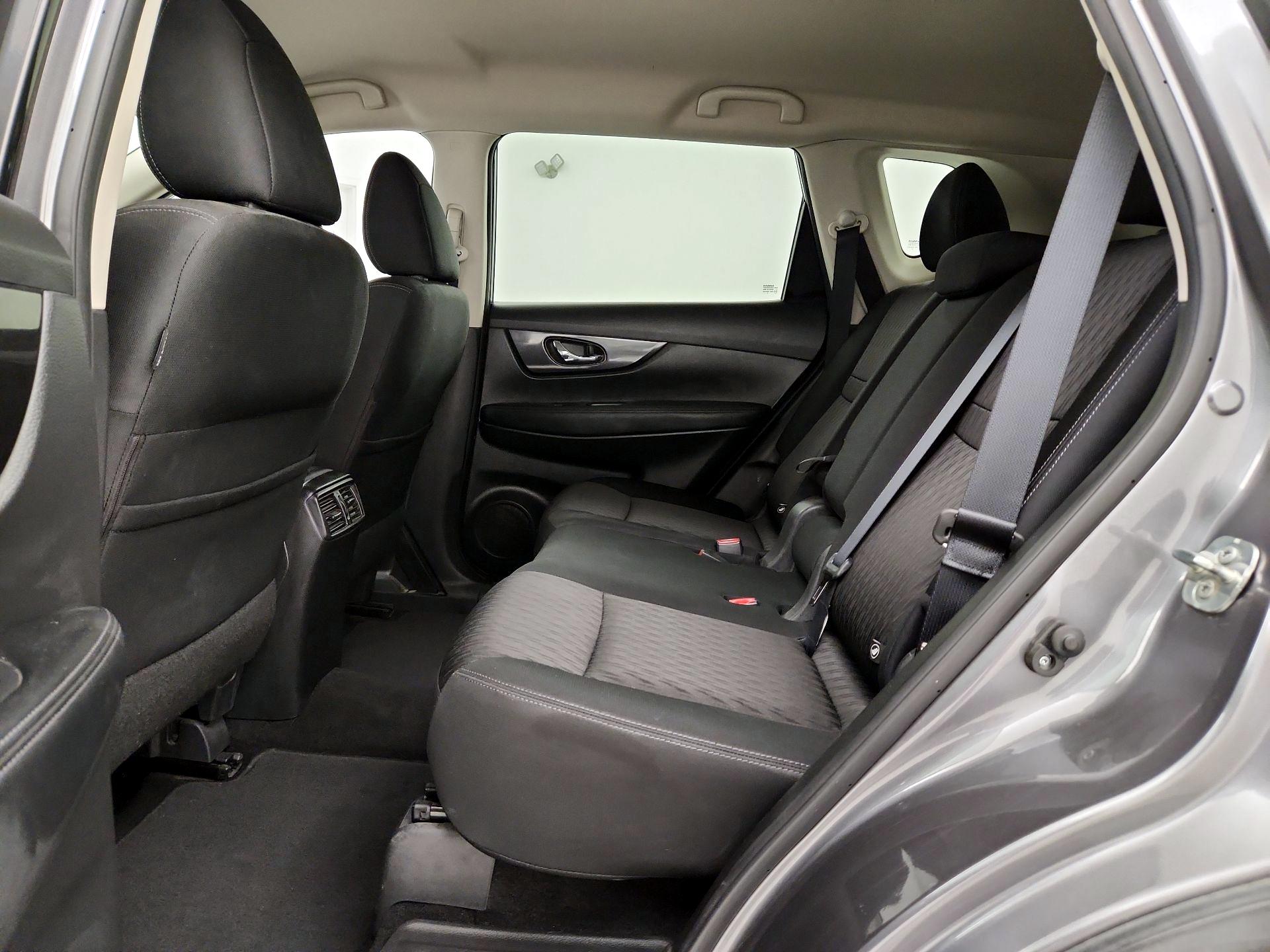 Thumbnail: 2018 Nissan Rogue - 19
