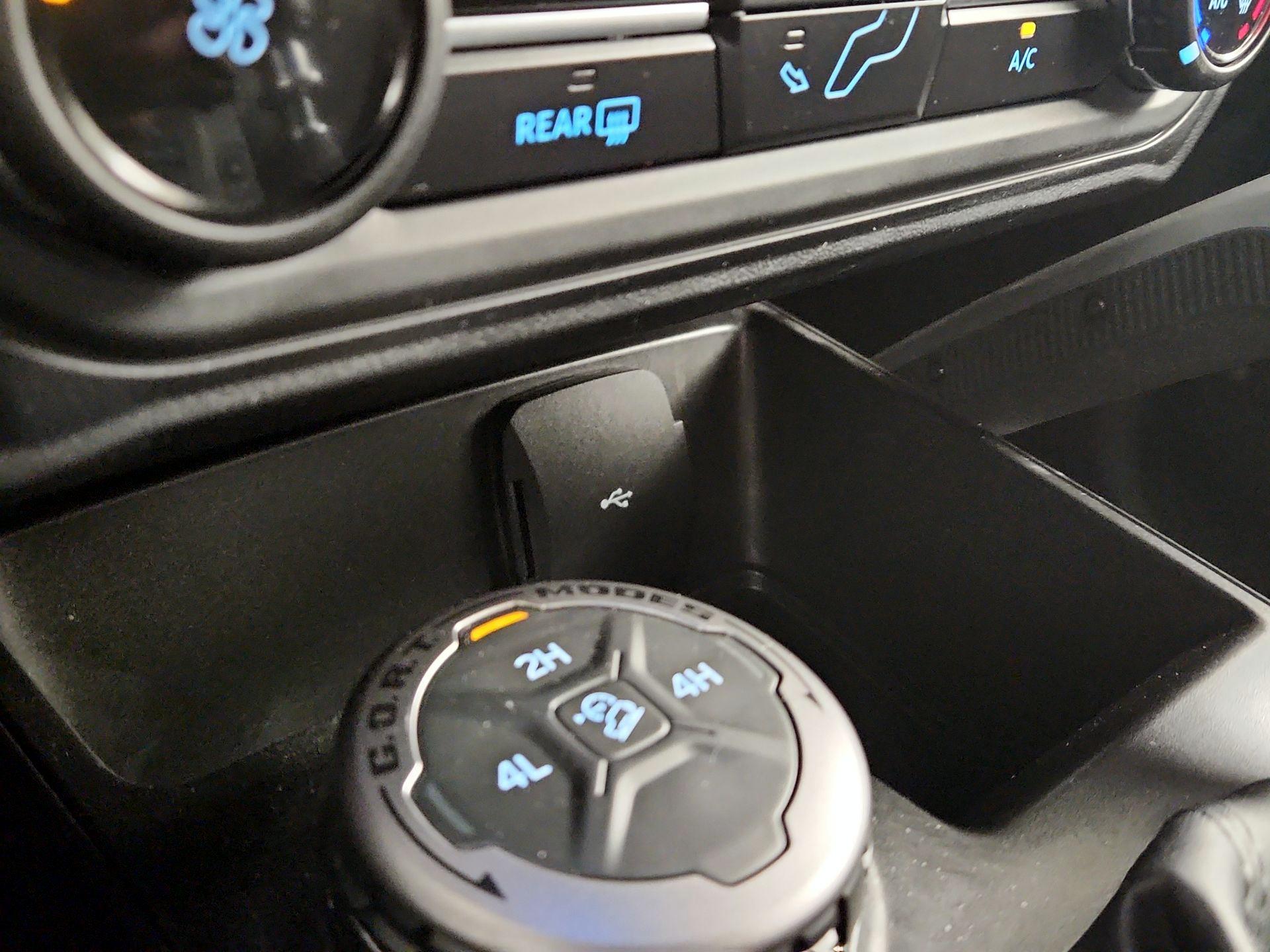 Thumbnail: 2021 Ford Bronco - 18