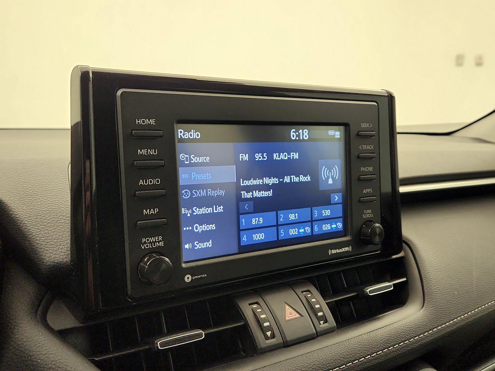 Thumbnail: 2022 Toyota RAV4 - 15