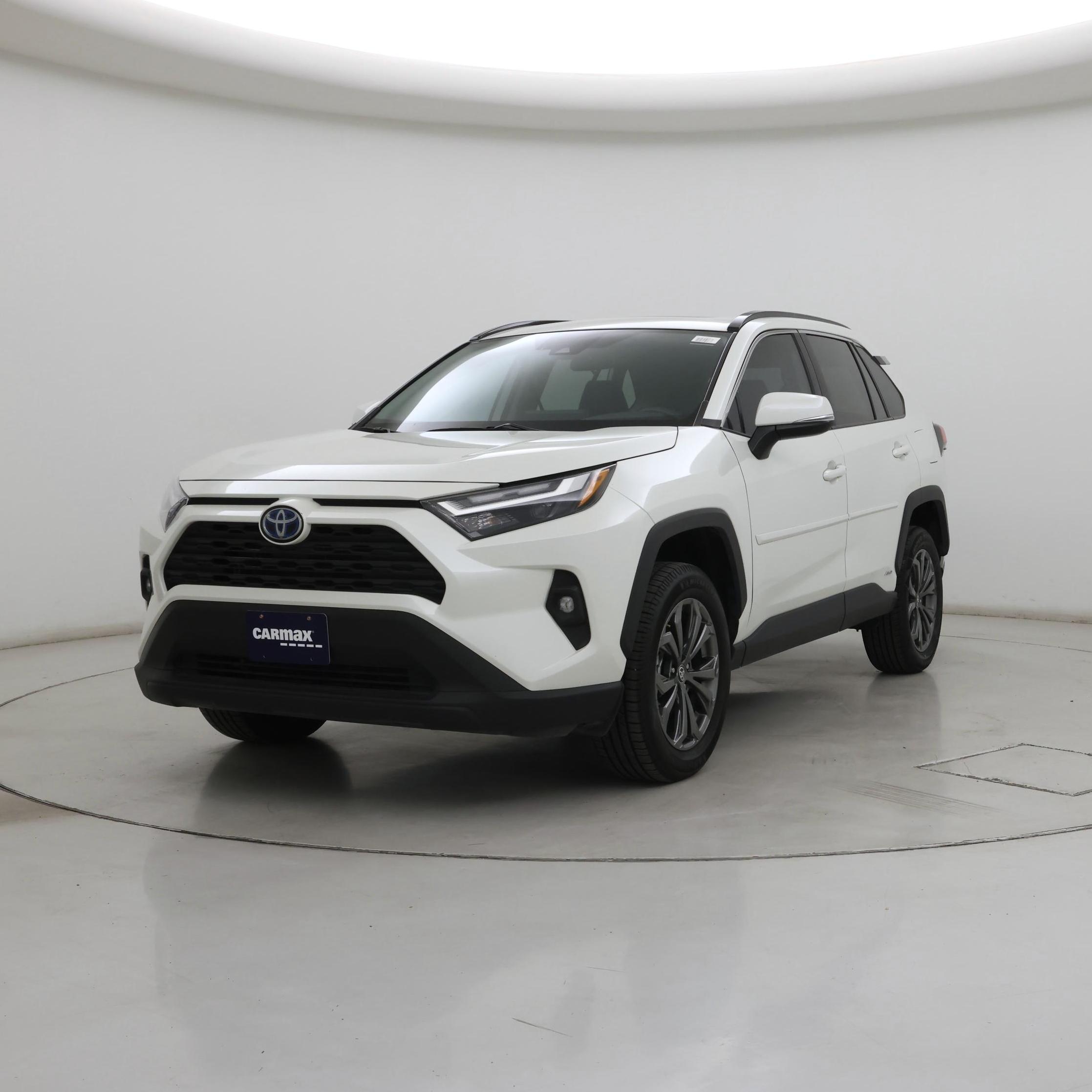 Thumbnail: 2022 Toyota RAV4 - 4