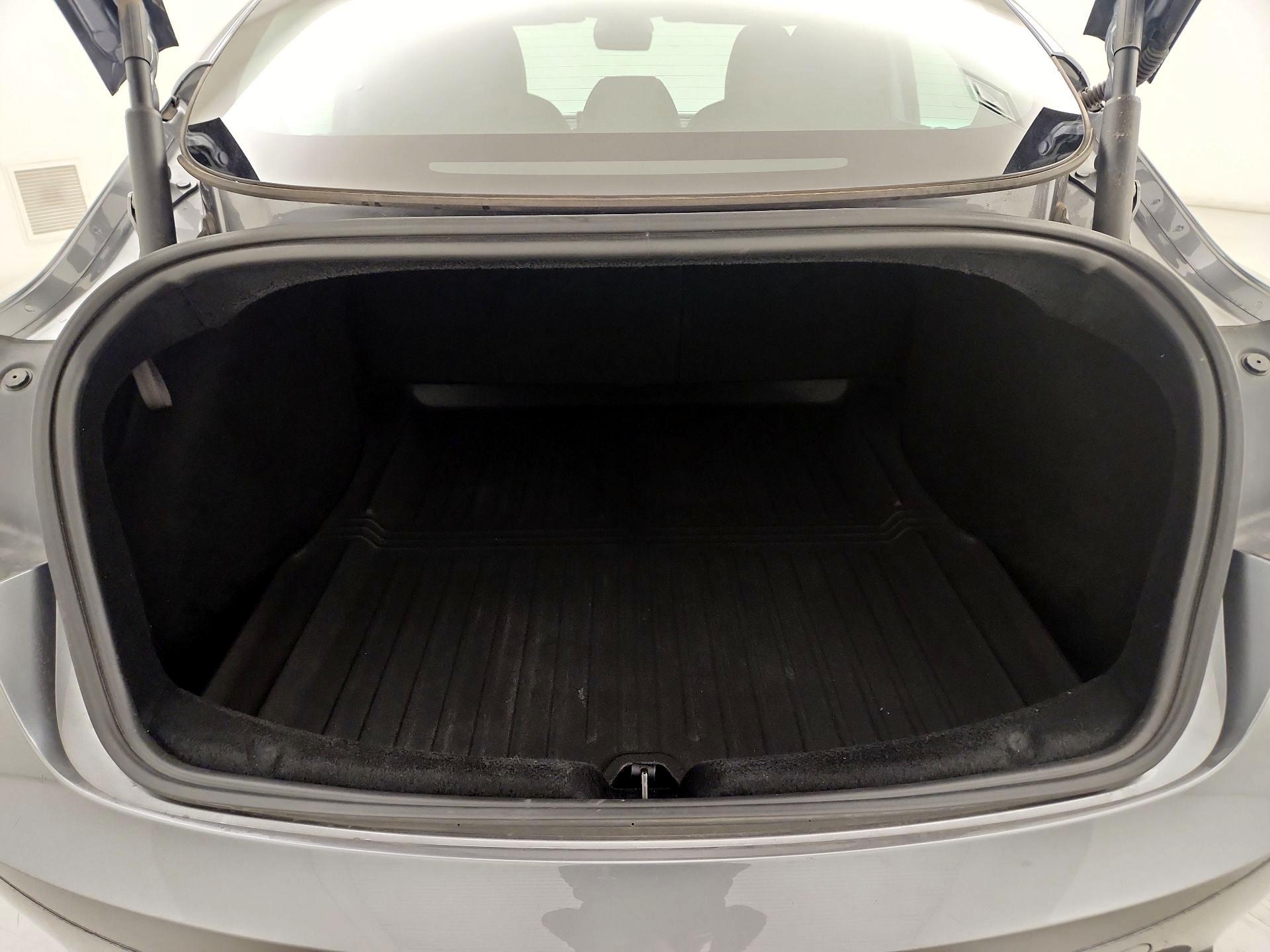 Thumbnail: 2025 Tesla Model 3 - 20