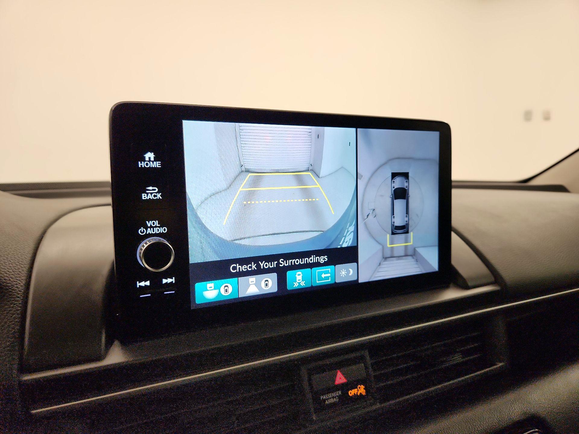 Thumbnail: 2024 Honda Pilot - 15