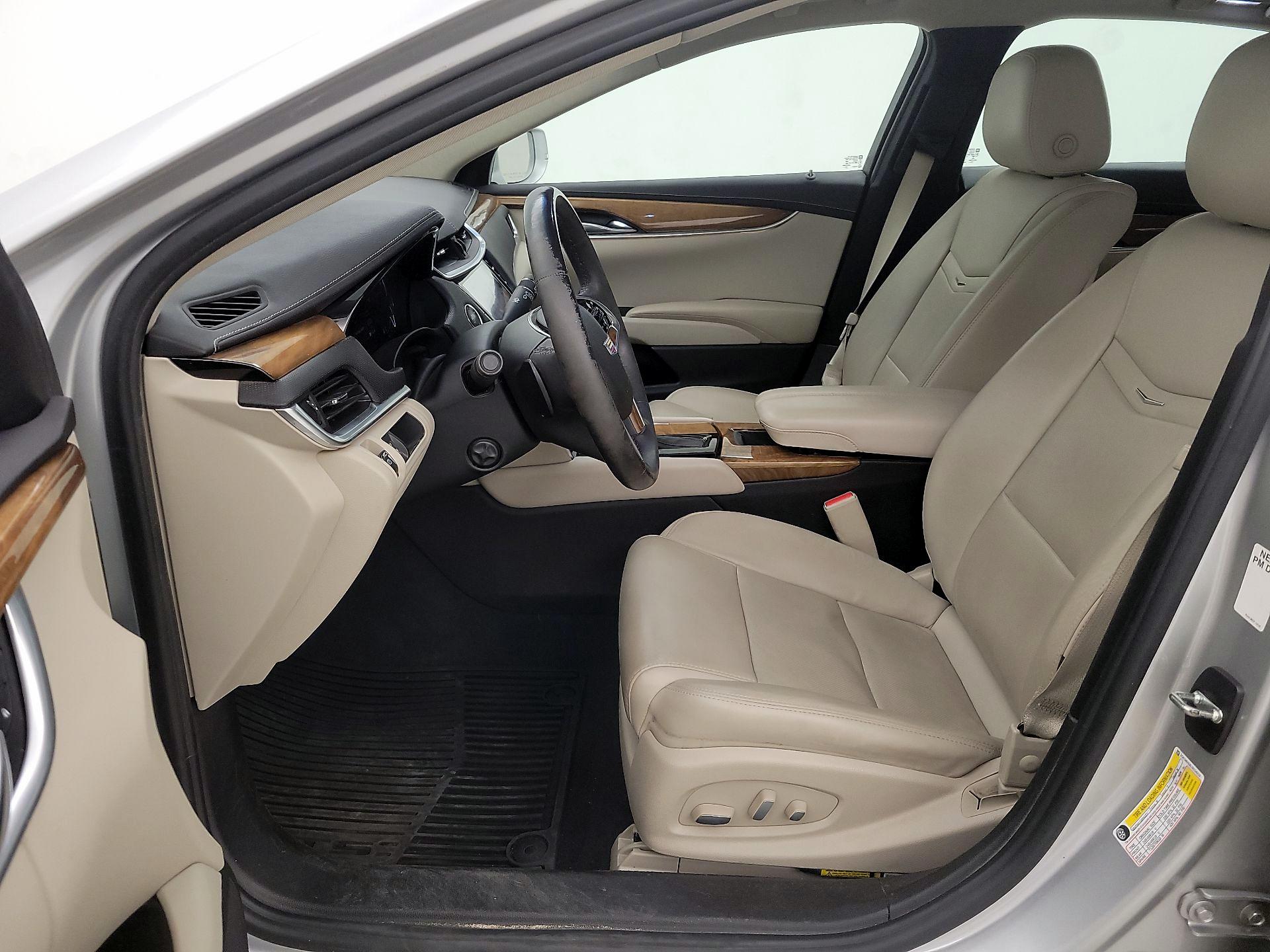 Thumbnail: 2018 Cadillac XTS - 11