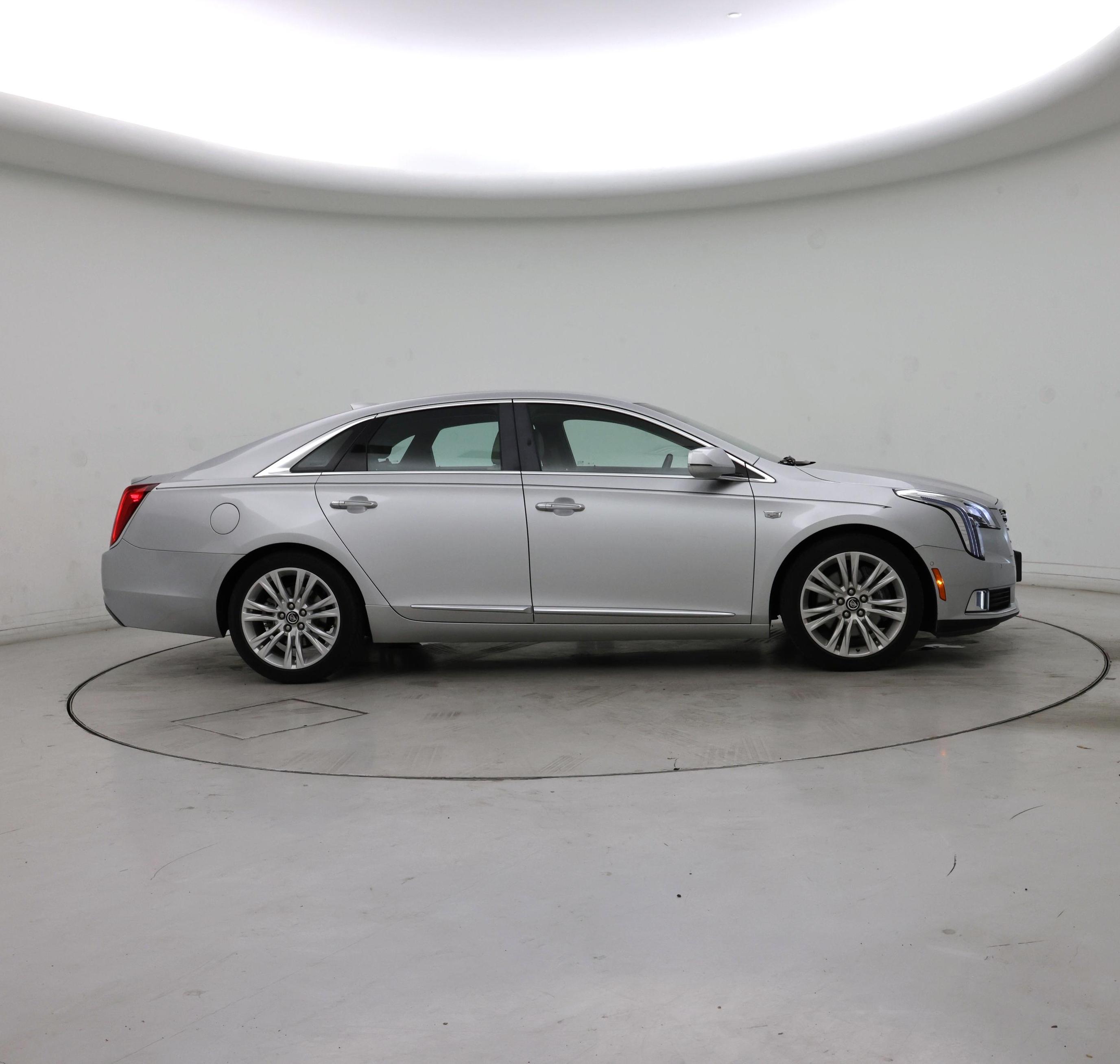 Thumbnail: 2018 Cadillac XTS - 7