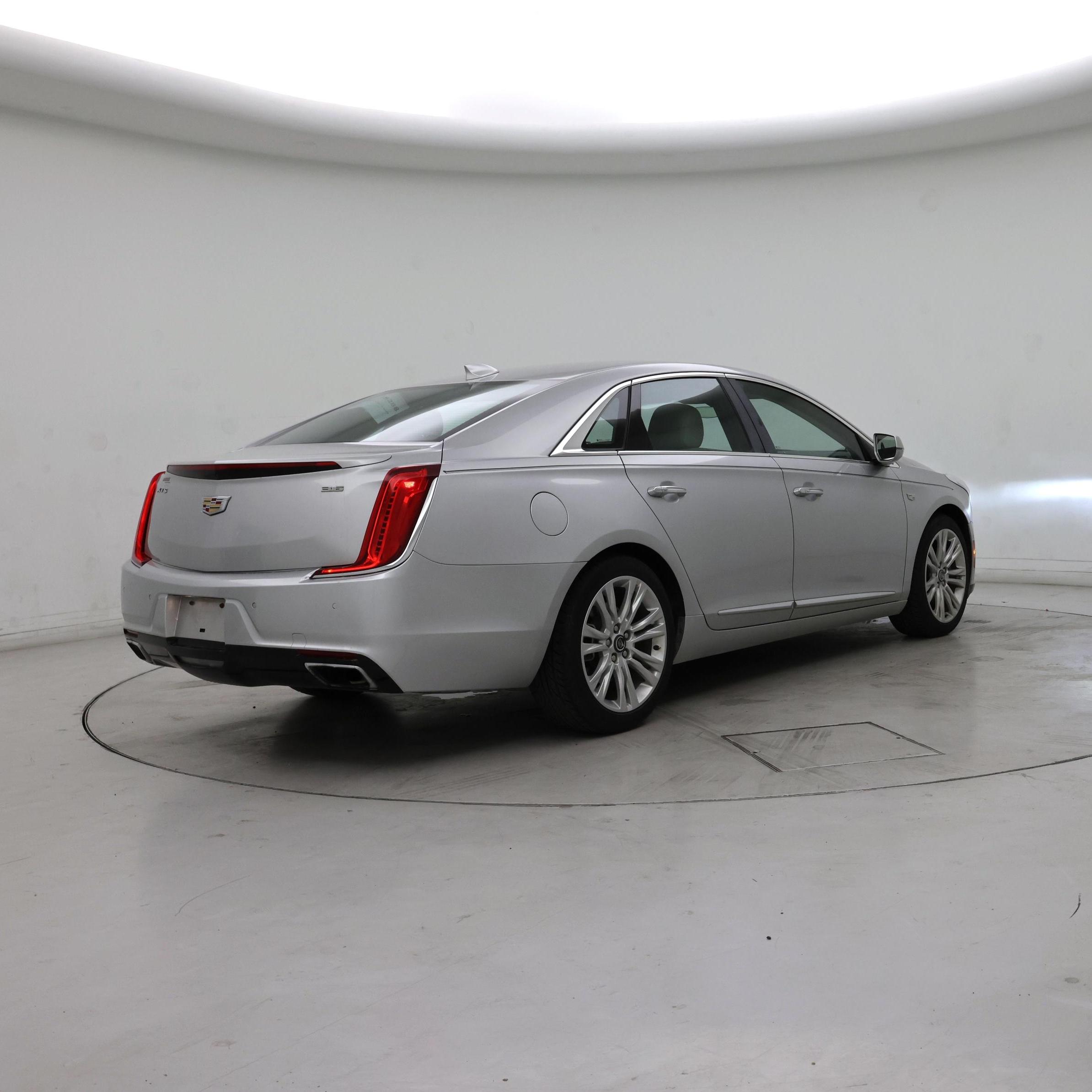 Thumbnail: 2018 Cadillac XTS - 8