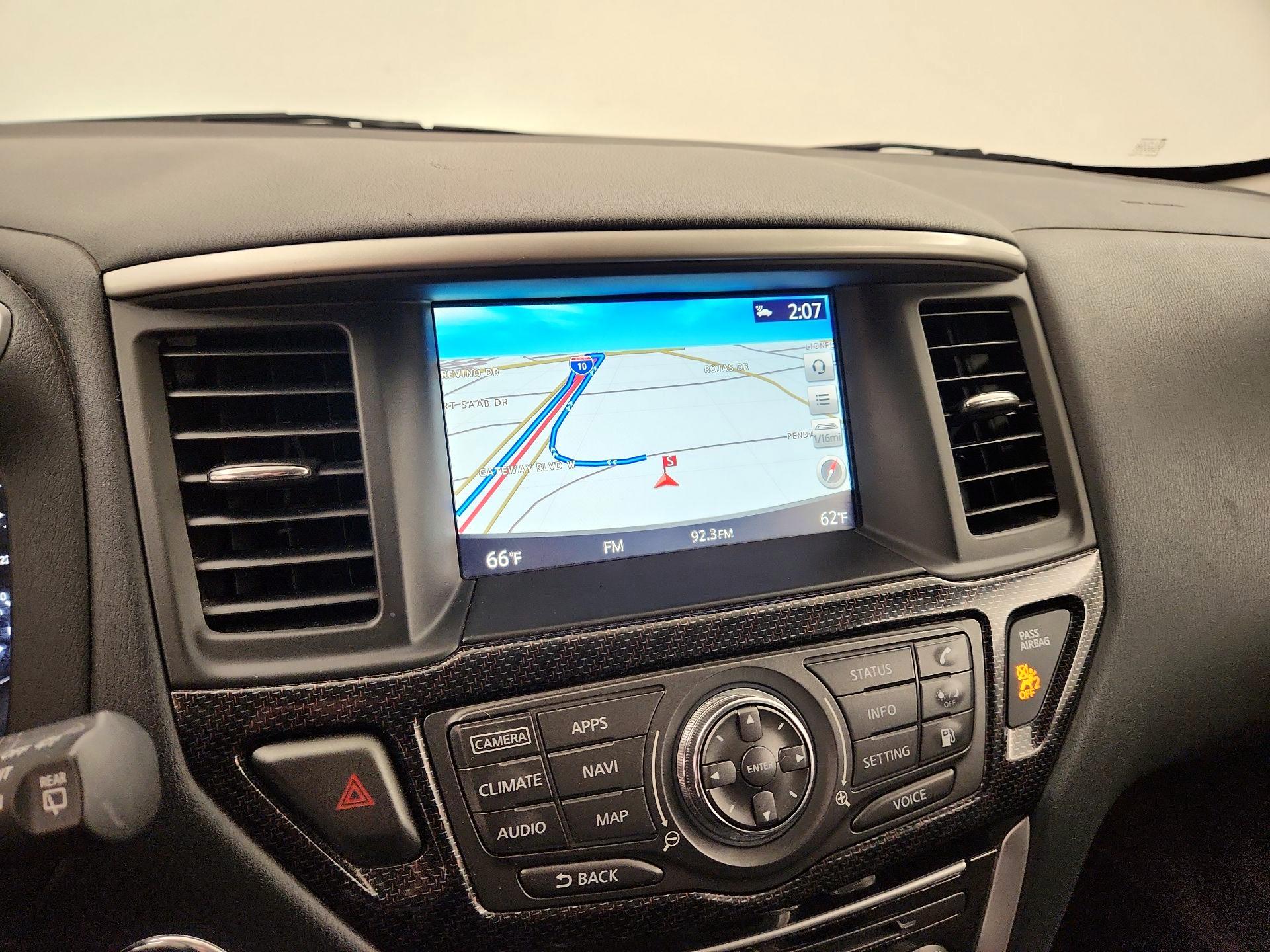 Thumbnail: 2020 Nissan Pathfinder - 14