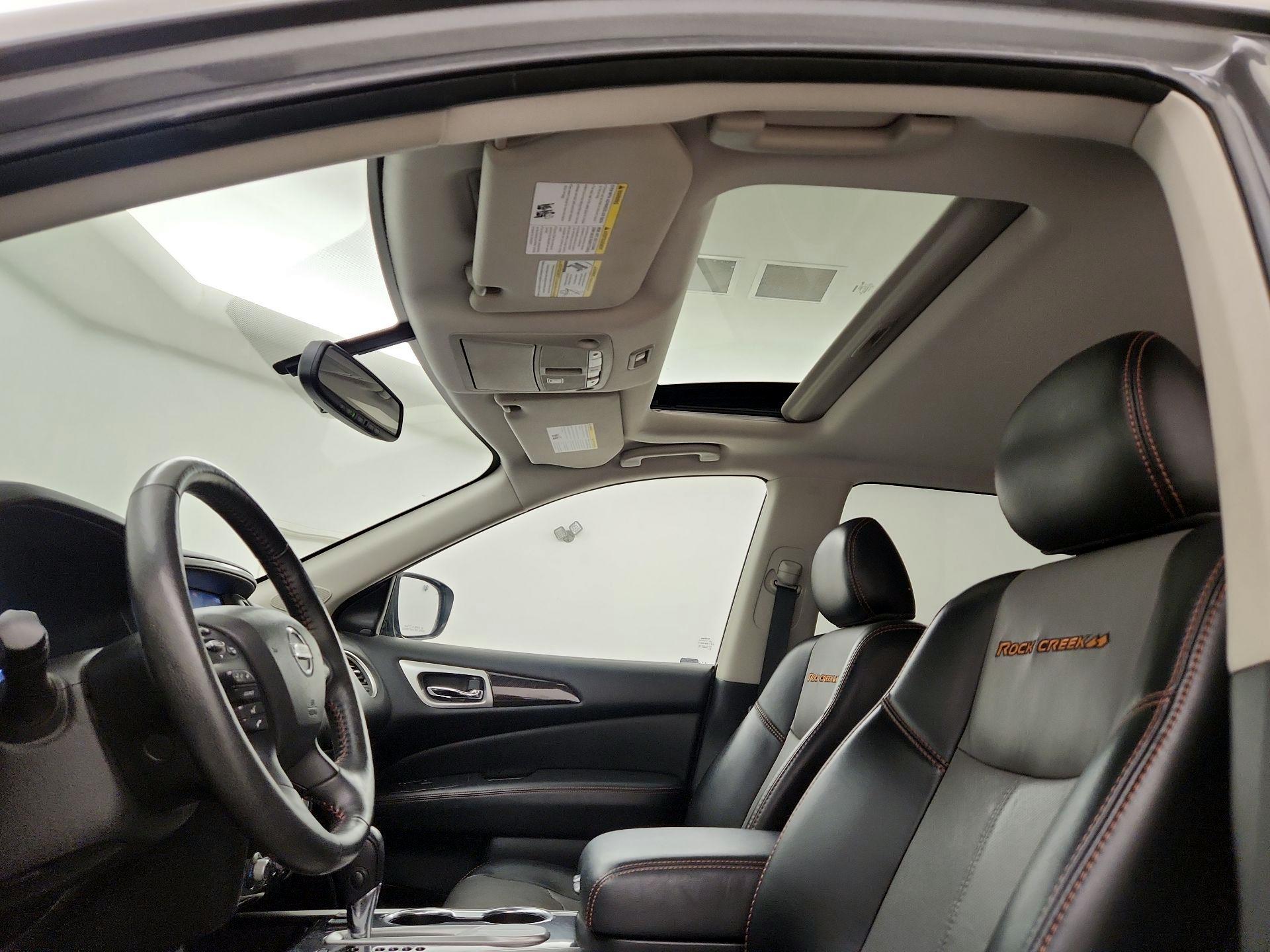 Thumbnail: 2020 Nissan Pathfinder - 20