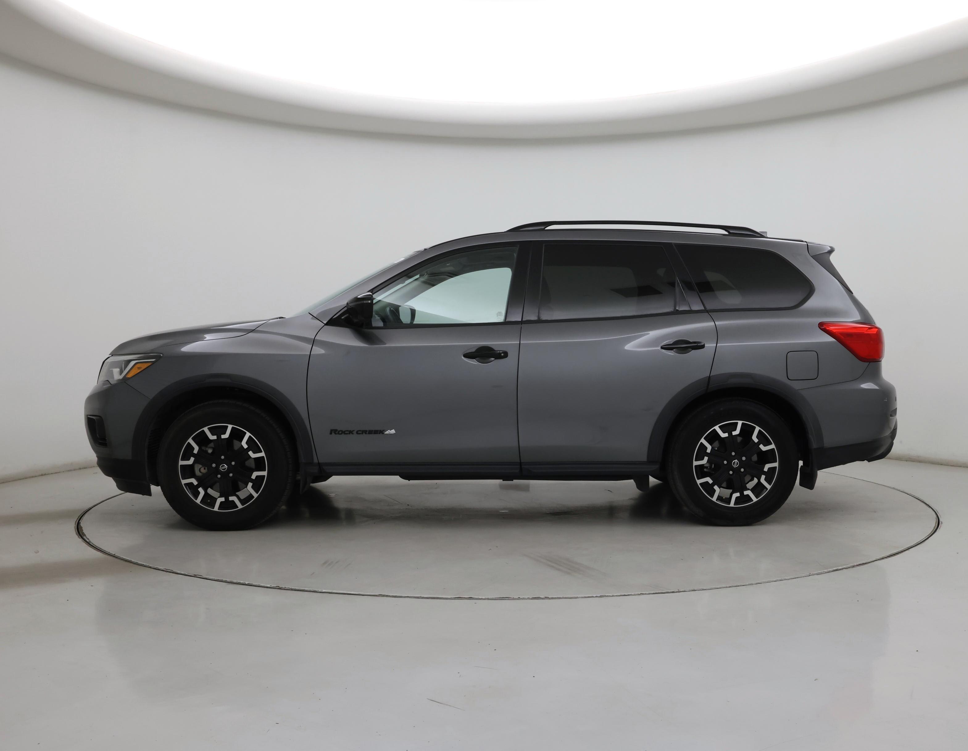 Thumbnail: 2020 Nissan Pathfinder - 3