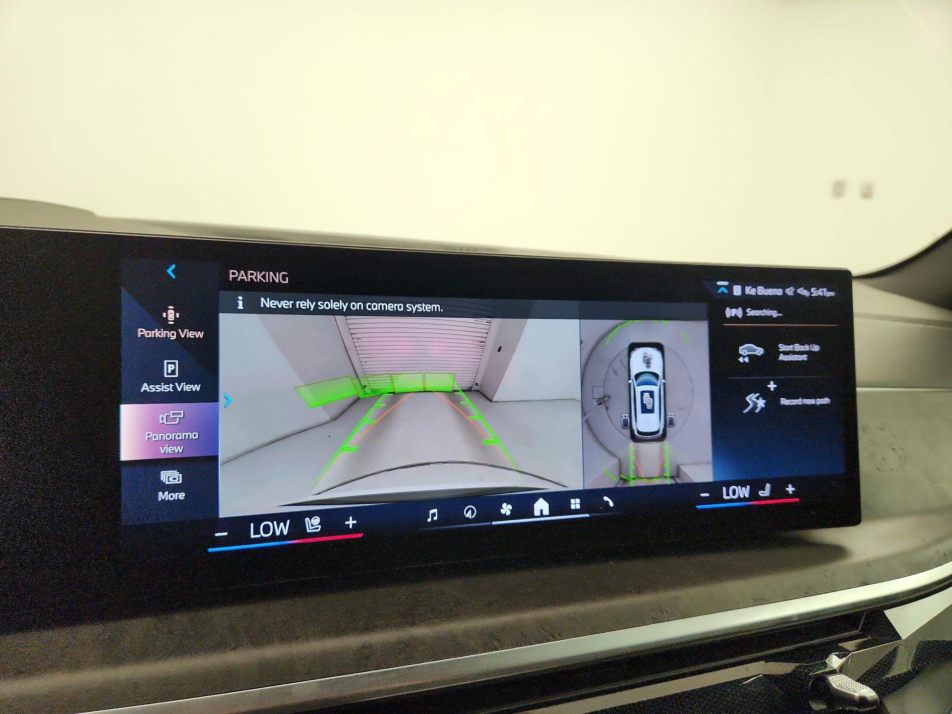 Thumbnail: 2024 BMW X5 - 14