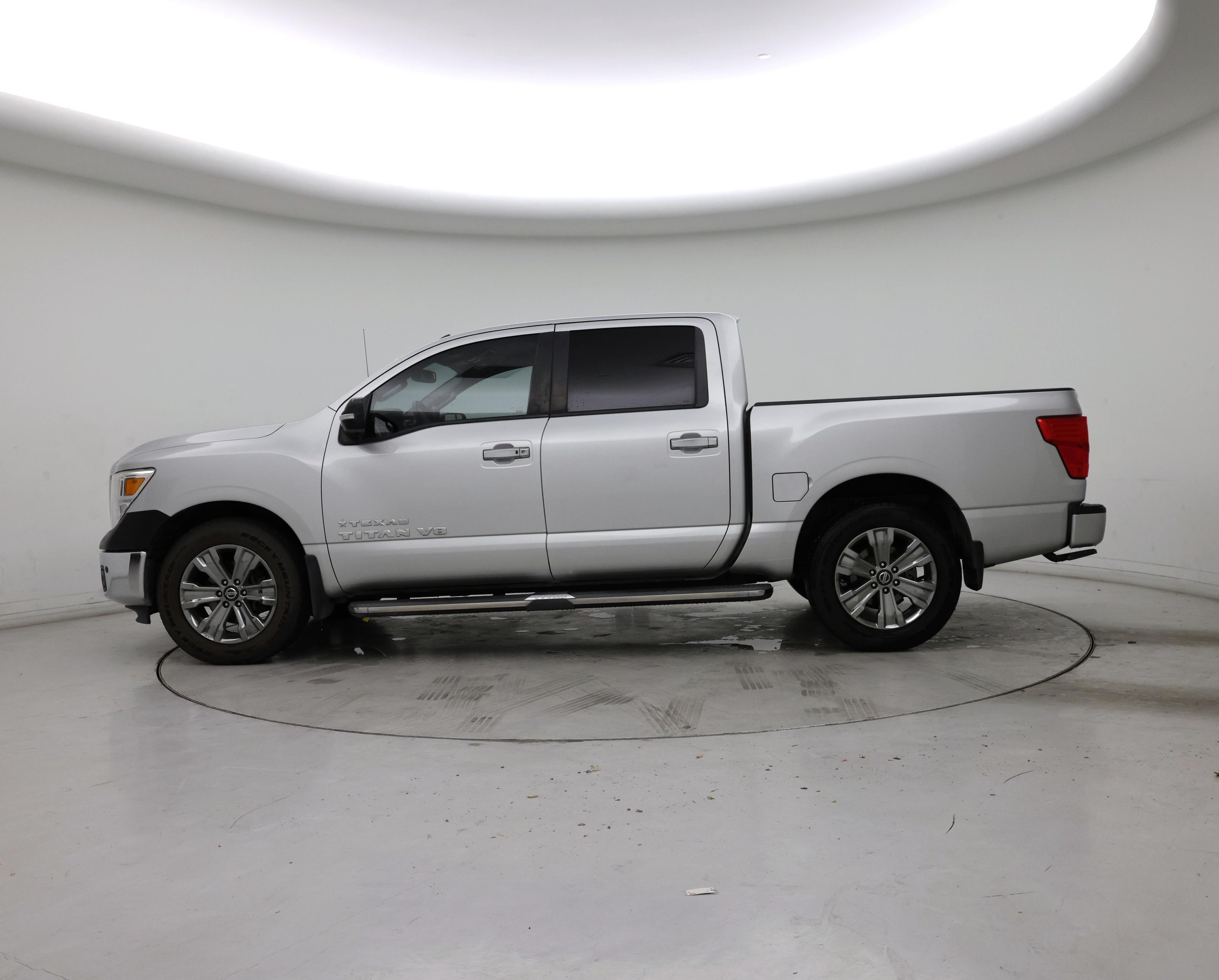 Thumbnail: 2019 Nissan Titan - 3