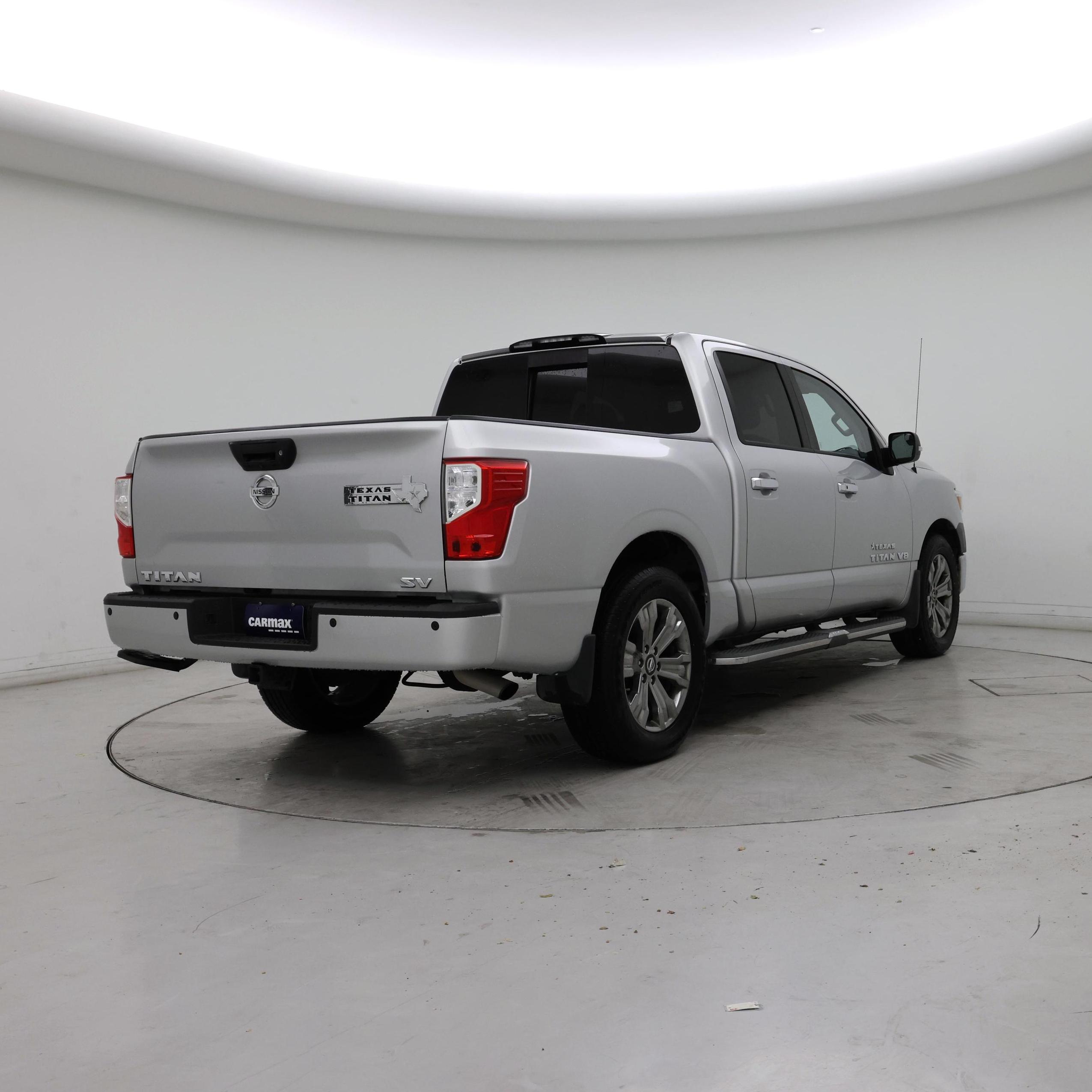 Thumbnail: 2019 Nissan Titan - 8