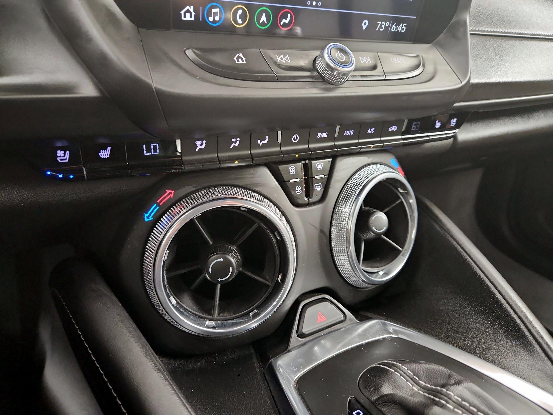 Thumbnail: 2019 Chevrolet Camaro - 17