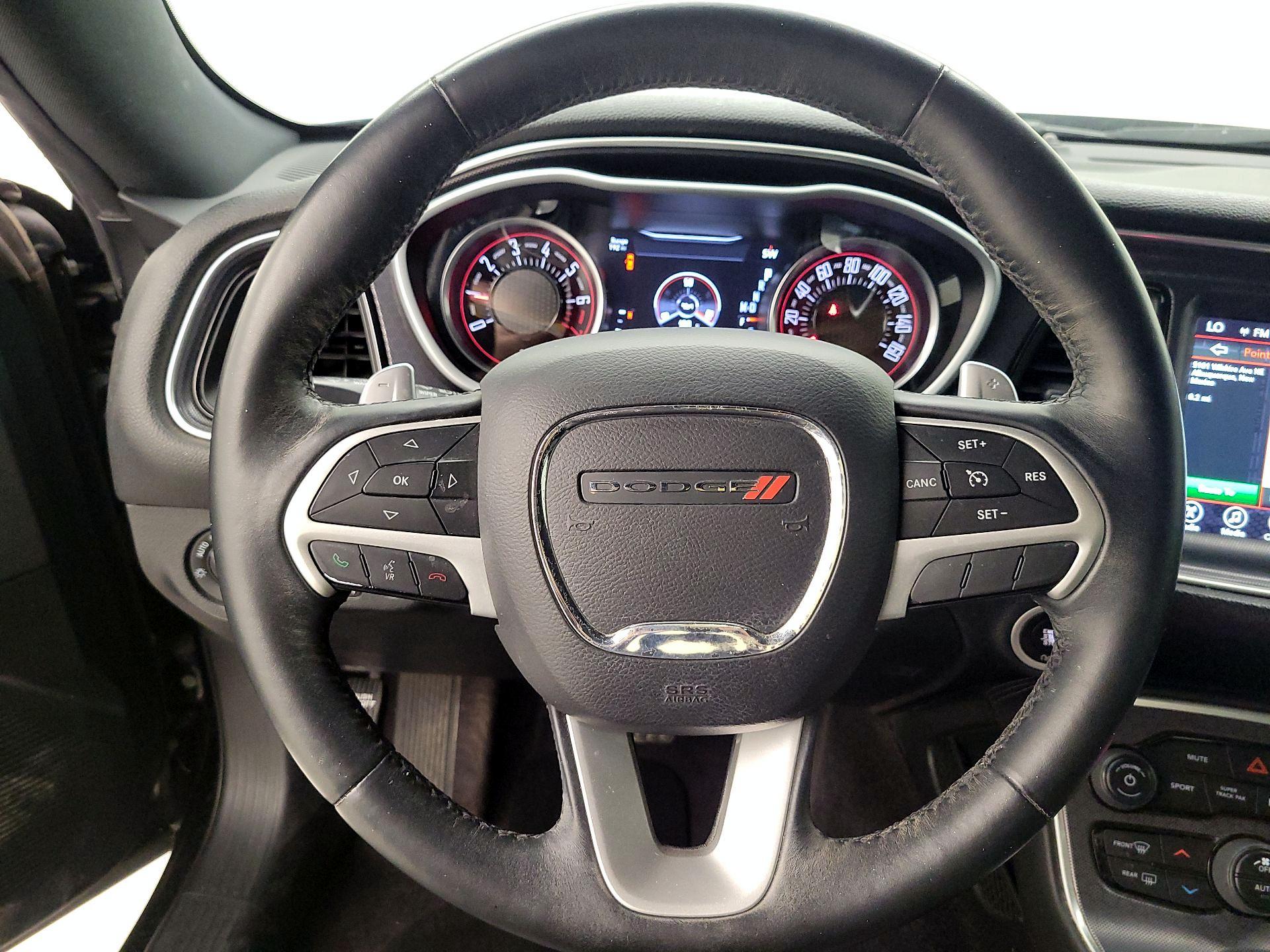 Thumbnail: 2017 Dodge Challenger - 10
