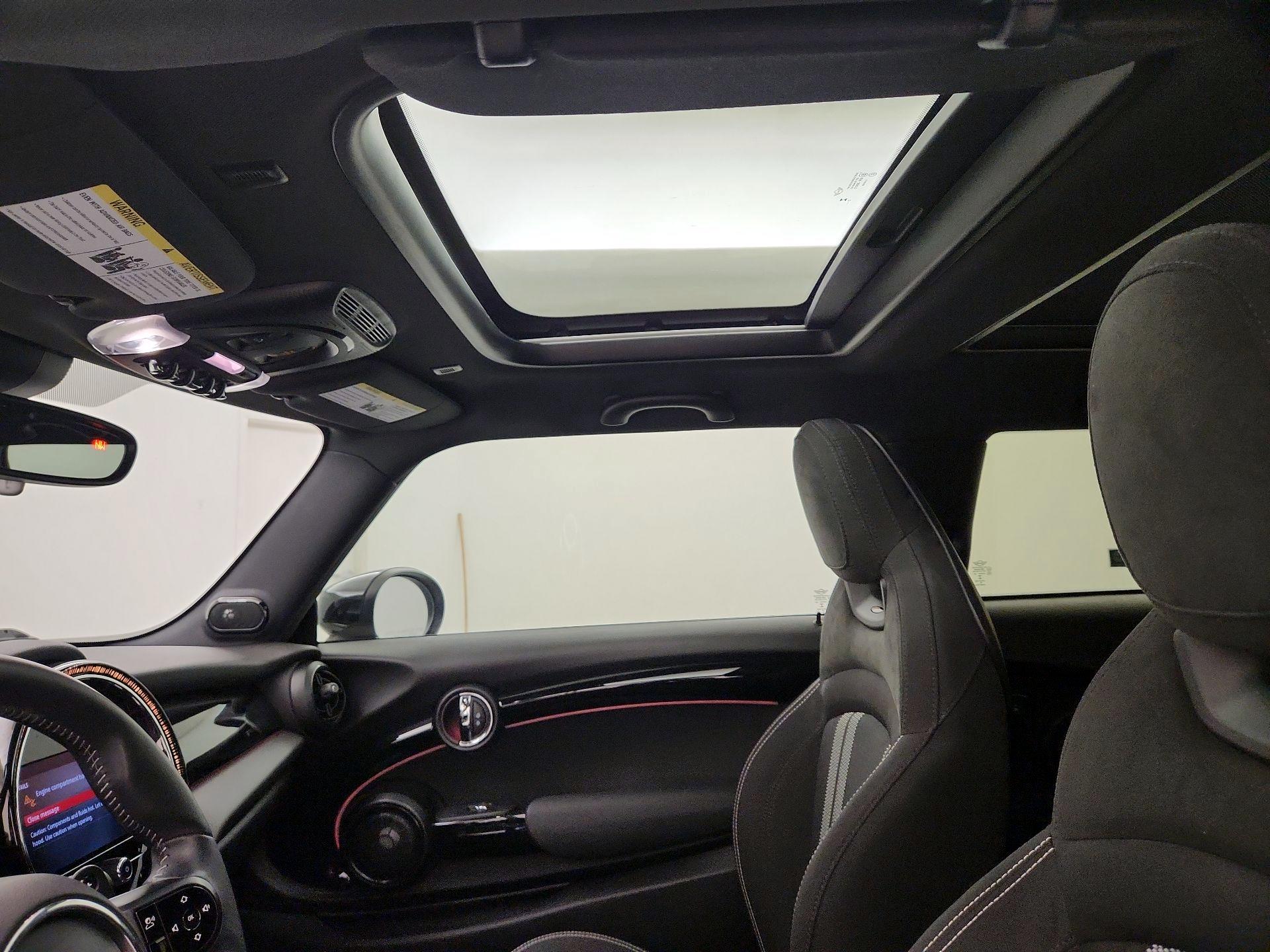 Thumbnail: 2023 MINI Cooper Hardtop - 19